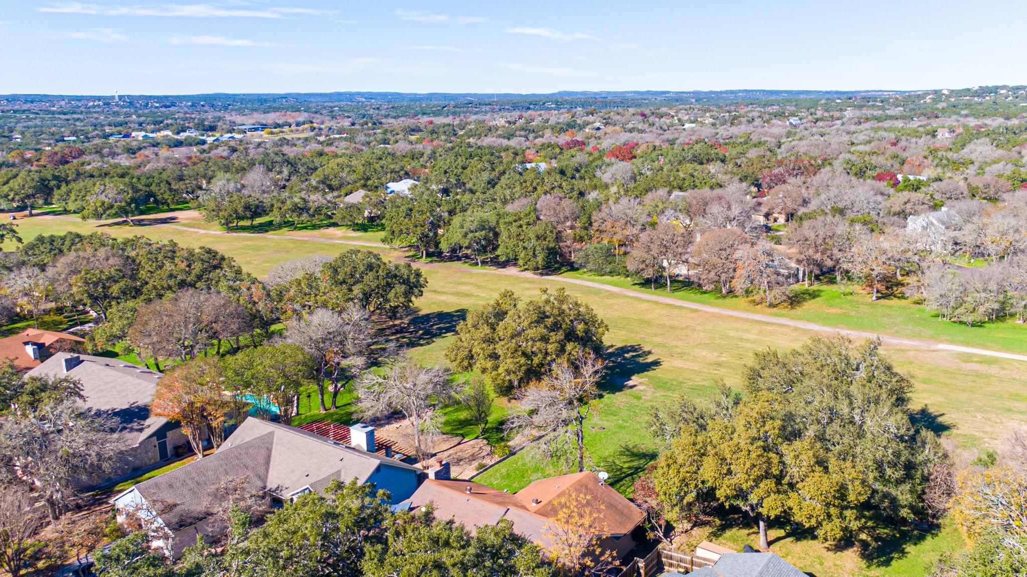 86 Champions Cir, Wimberley, TX 78676