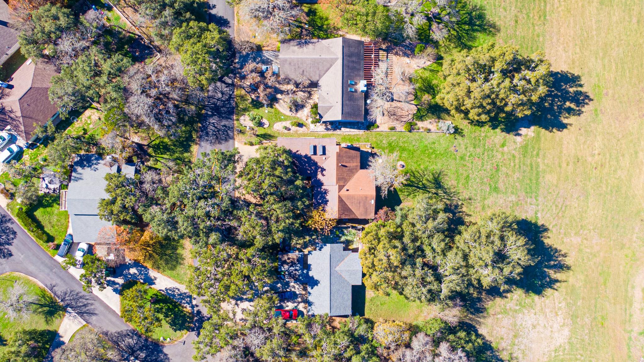 86 Champions Cir, Wimberley, TX 78676