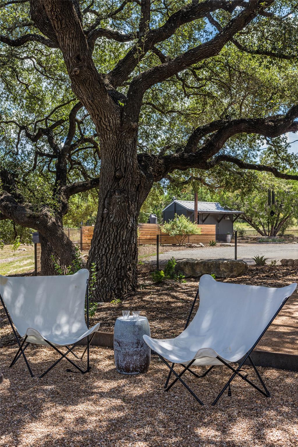 23924 MILESTONE Rd, Spicewood, TX 78669