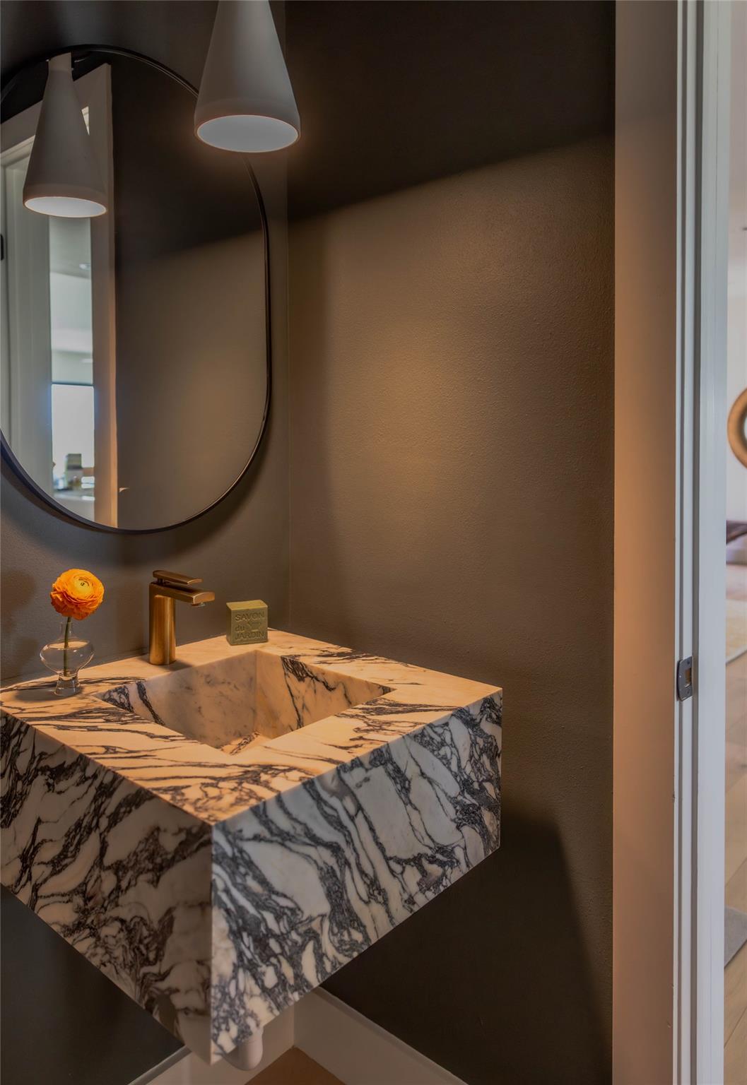 23924 MILESTONE Rd, Spicewood, TX 78669