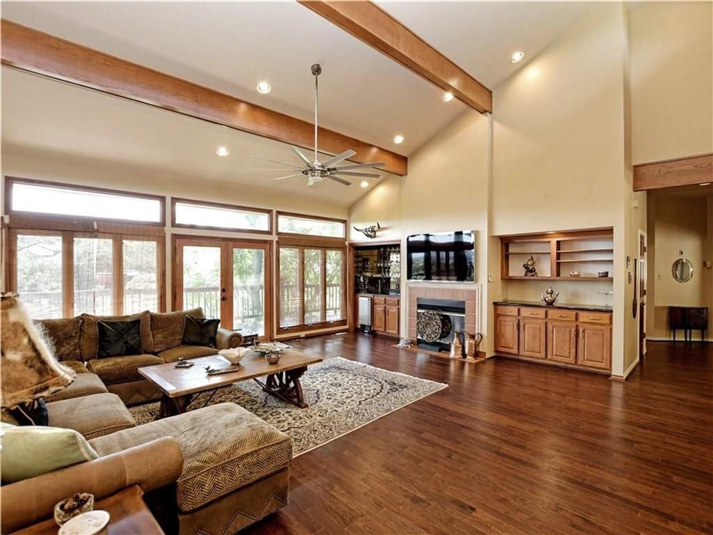 205 Capri St, Lakeway, TX 78734