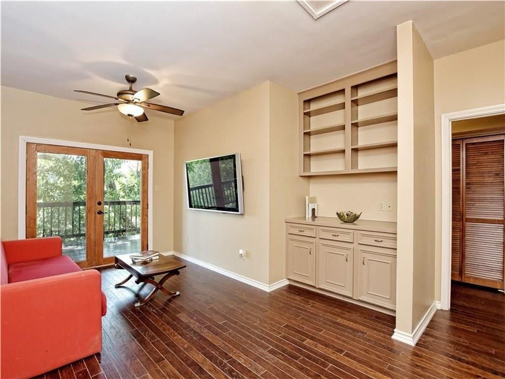 205 Capri St, Lakeway, TX 78734