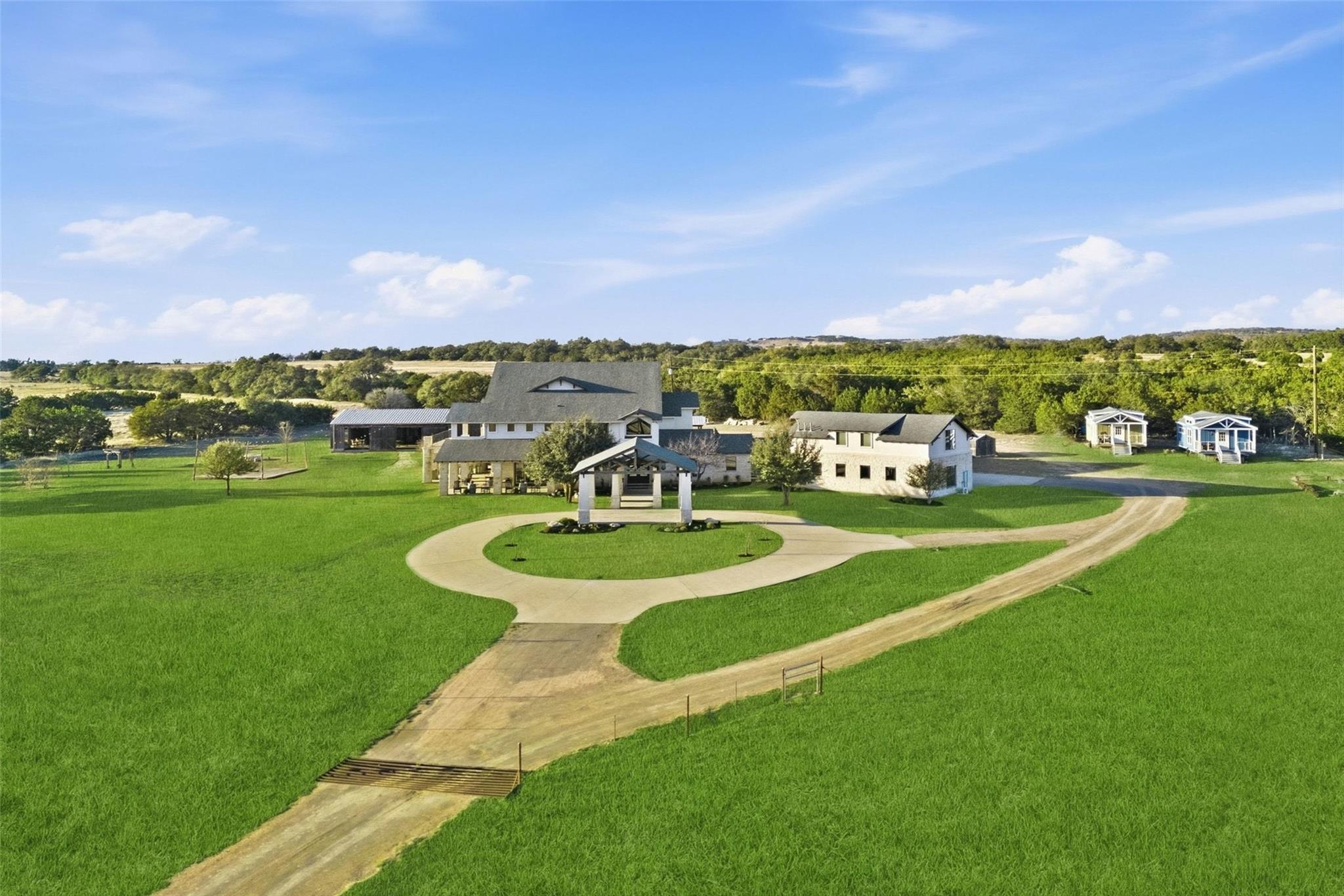 7220 Creek Rd, Dripping Springs, TX 78620