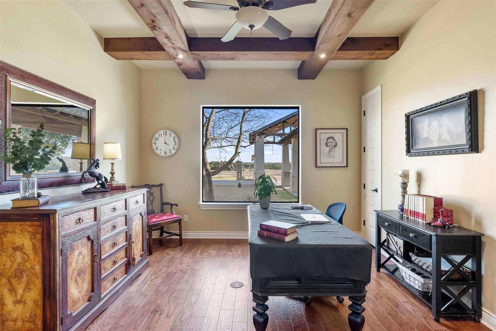 7220 Creek Rd, Dripping Springs, TX 78620