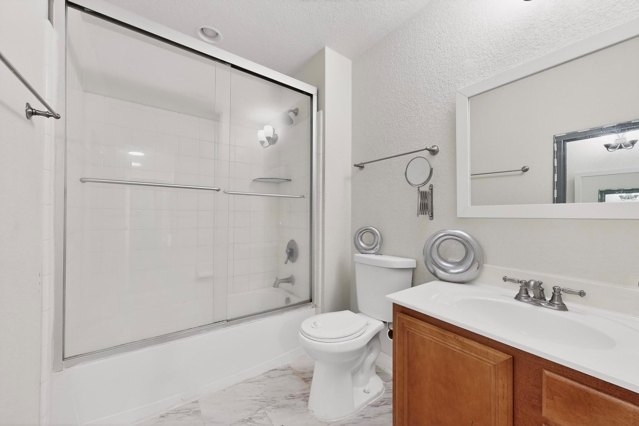 5816 Welsh Way, Del Valle, TX 78617