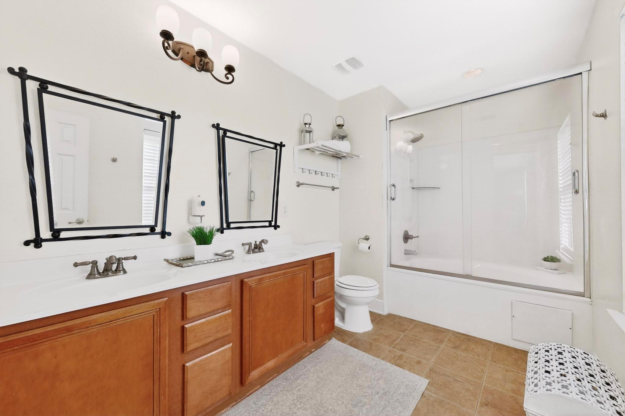 5816 Welsh Way, Del Valle, TX 78617