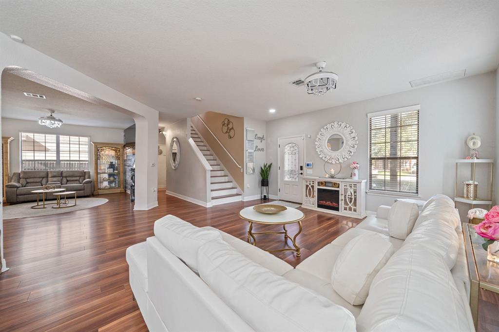 5816 Welsh Way, Del Valle, TX 78617