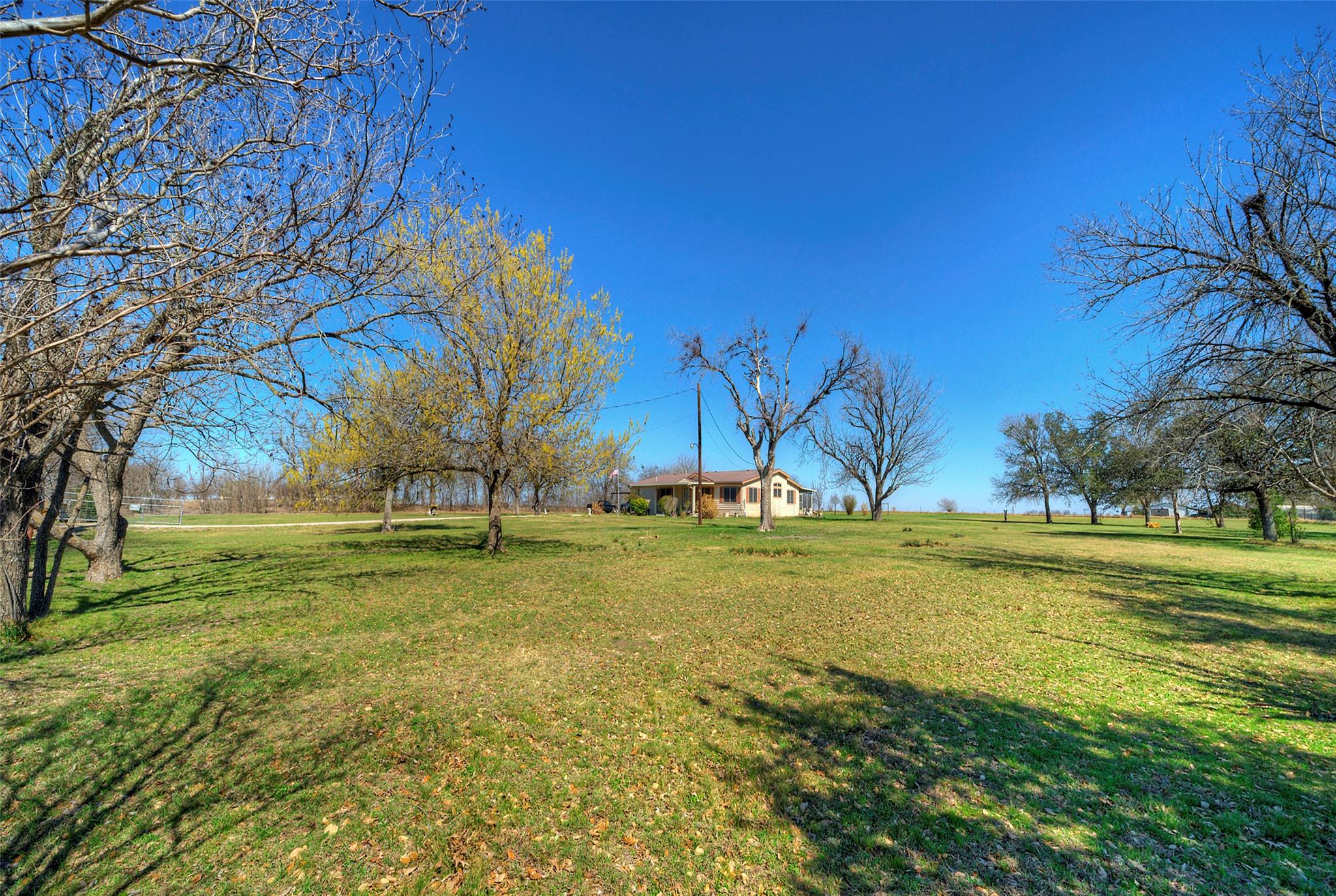 901 County Road 134 Rd, Hutto, TX 78634