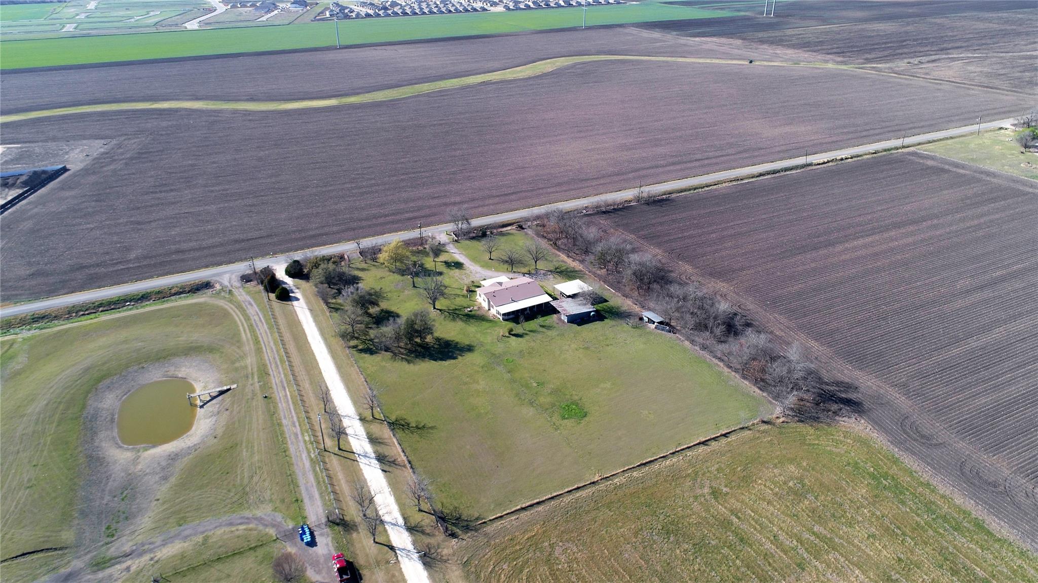 901 County Road 134 Rd, Hutto, TX 78634