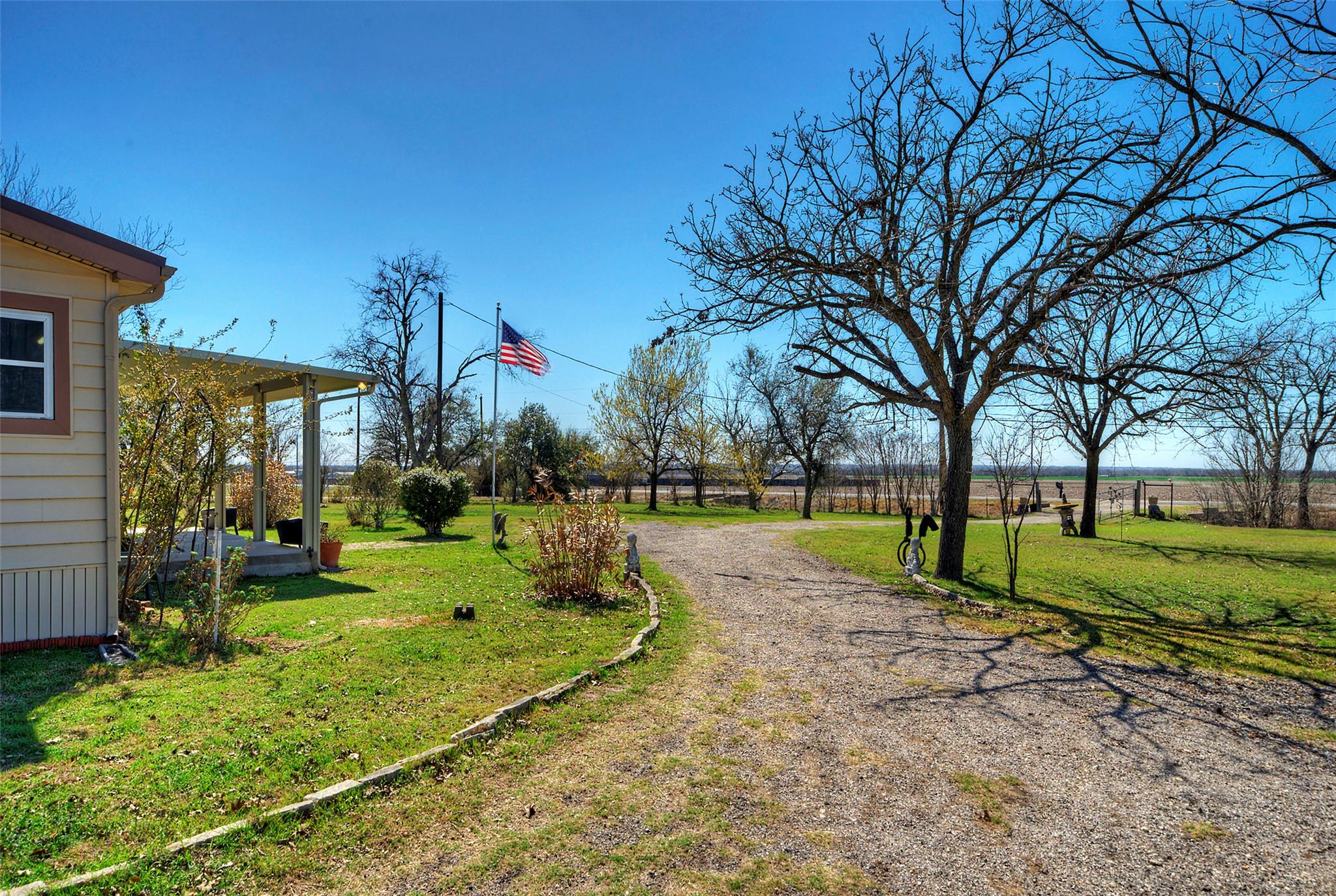 901 County Road 134 Rd, Hutto, TX 78634