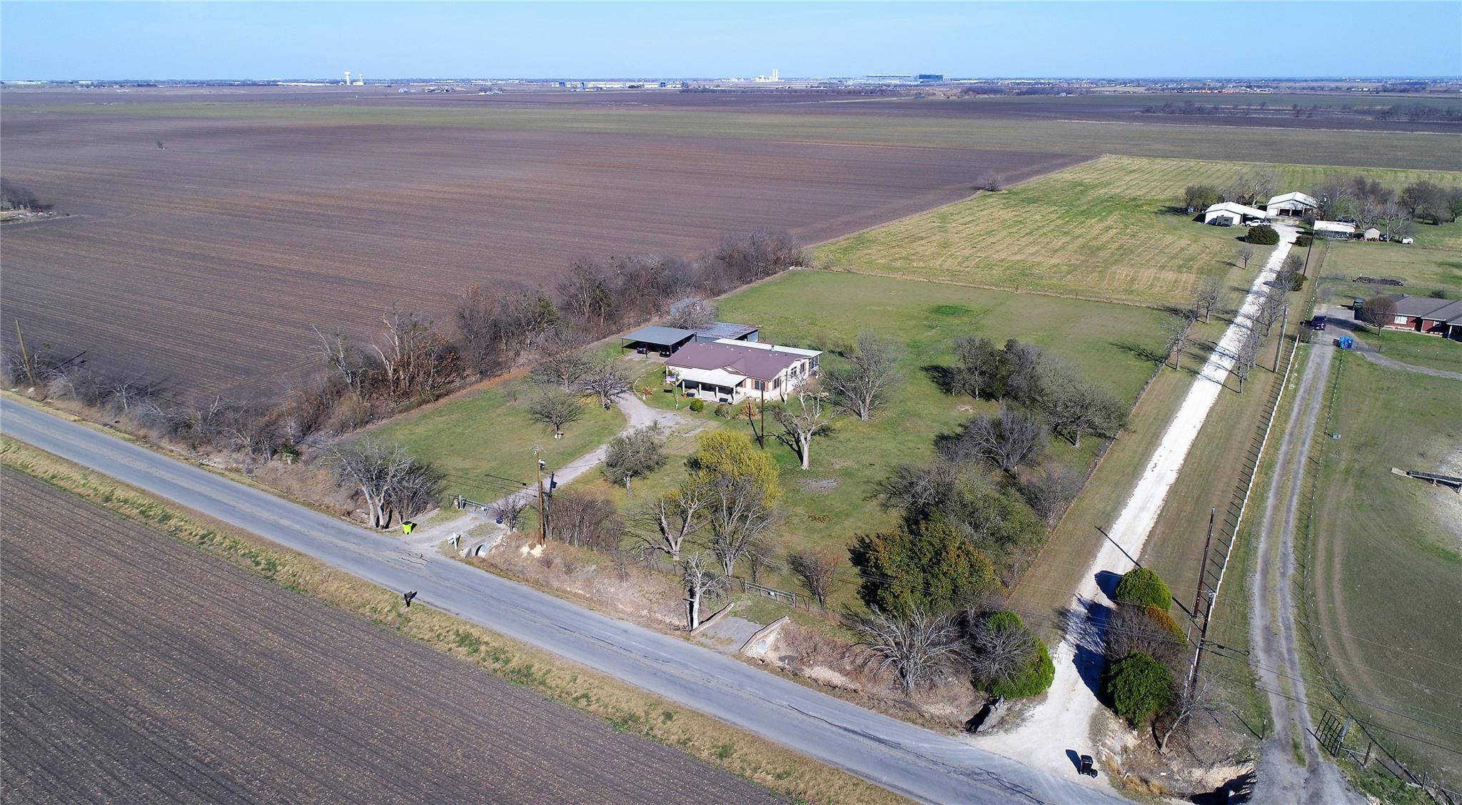 901 County Road 134 Rd, Hutto, TX 78634