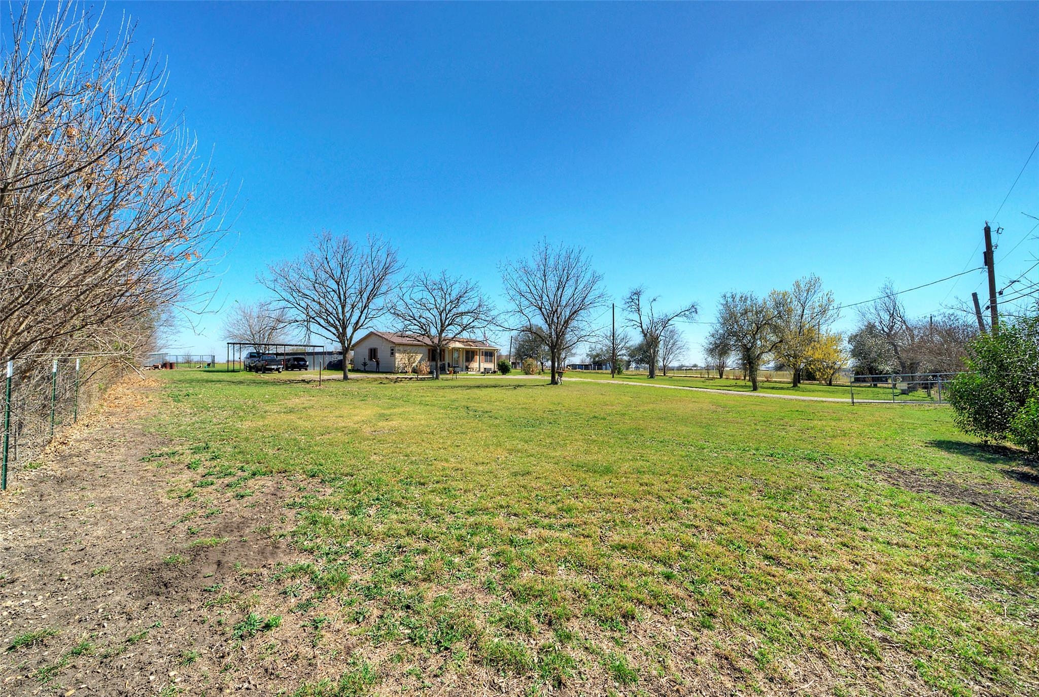 901 County Road 134 Rd, Hutto, TX 78634