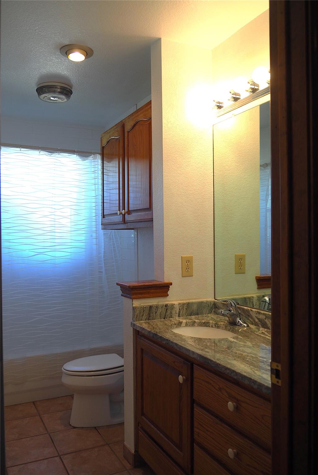 2200 N County Road 122, Round Rock, TX 78665