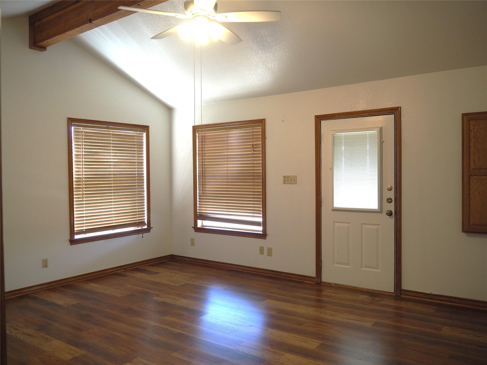 2200 N County Road 122, Round Rock, TX 78665