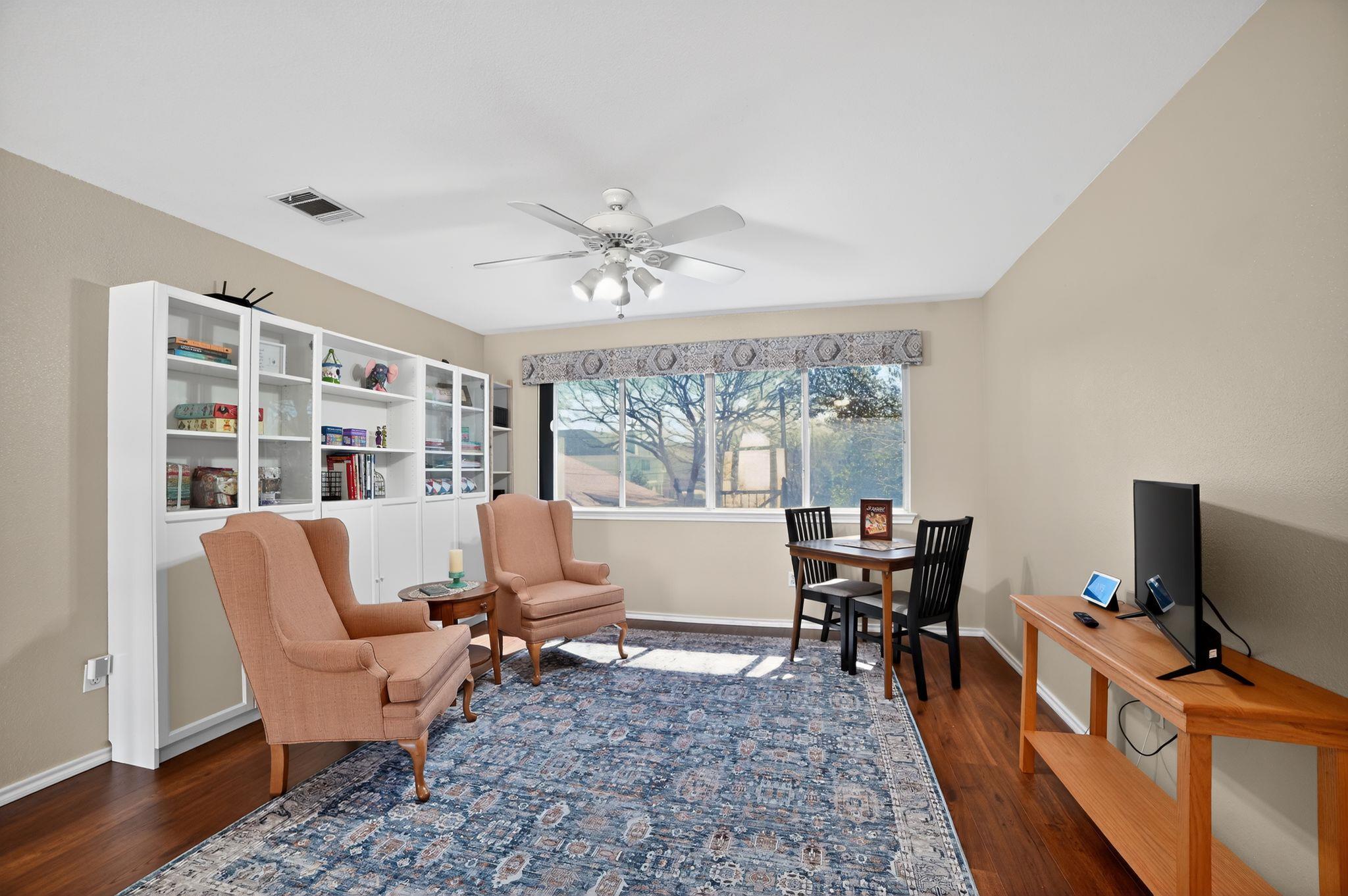 1603 Woods Blvd, Round Rock, TX 78681