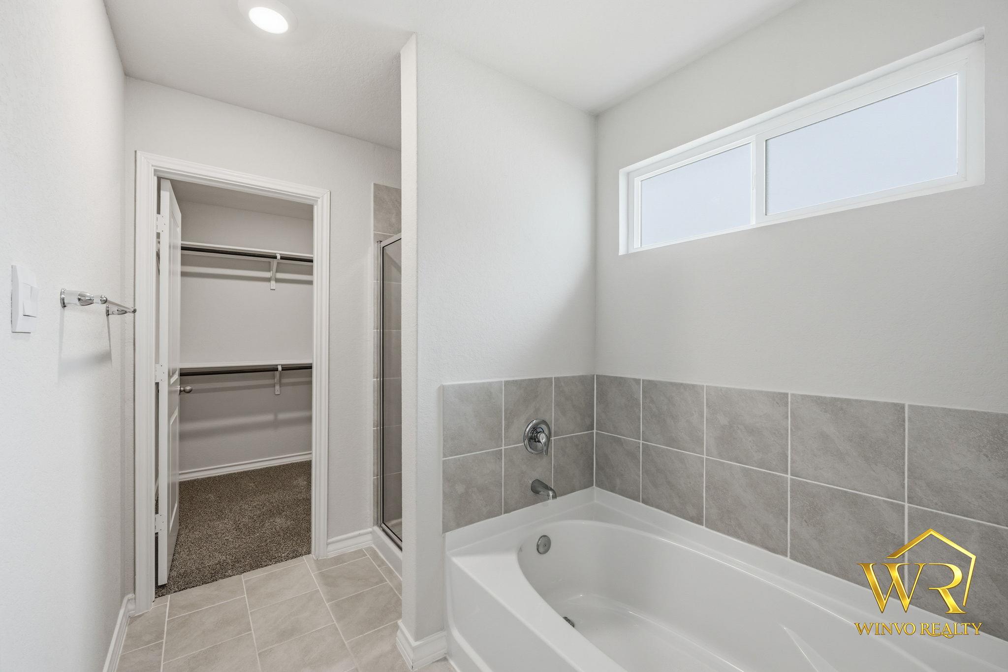 4911 Theralite Trl, San Antonio, TX 78253