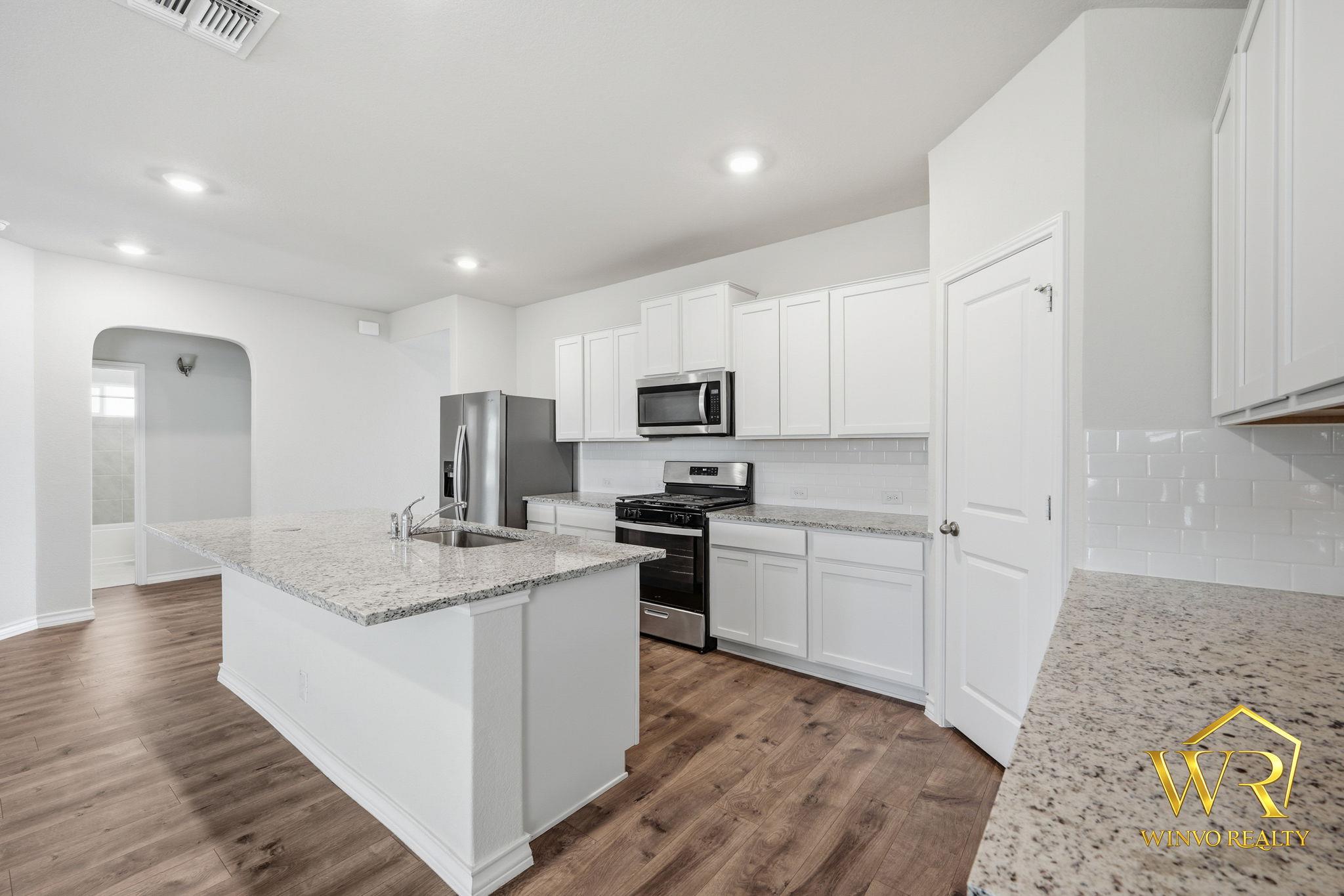 4911 Theralite Trl, San Antonio, TX 78253