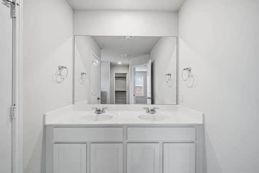 4911 Theralite Trl, San Antonio, TX 78253