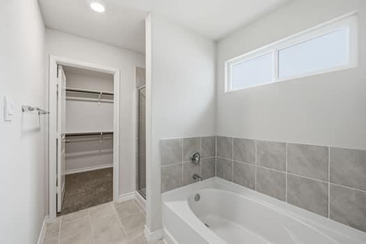 4911 Theralite Trl, San Antonio, TX 78253