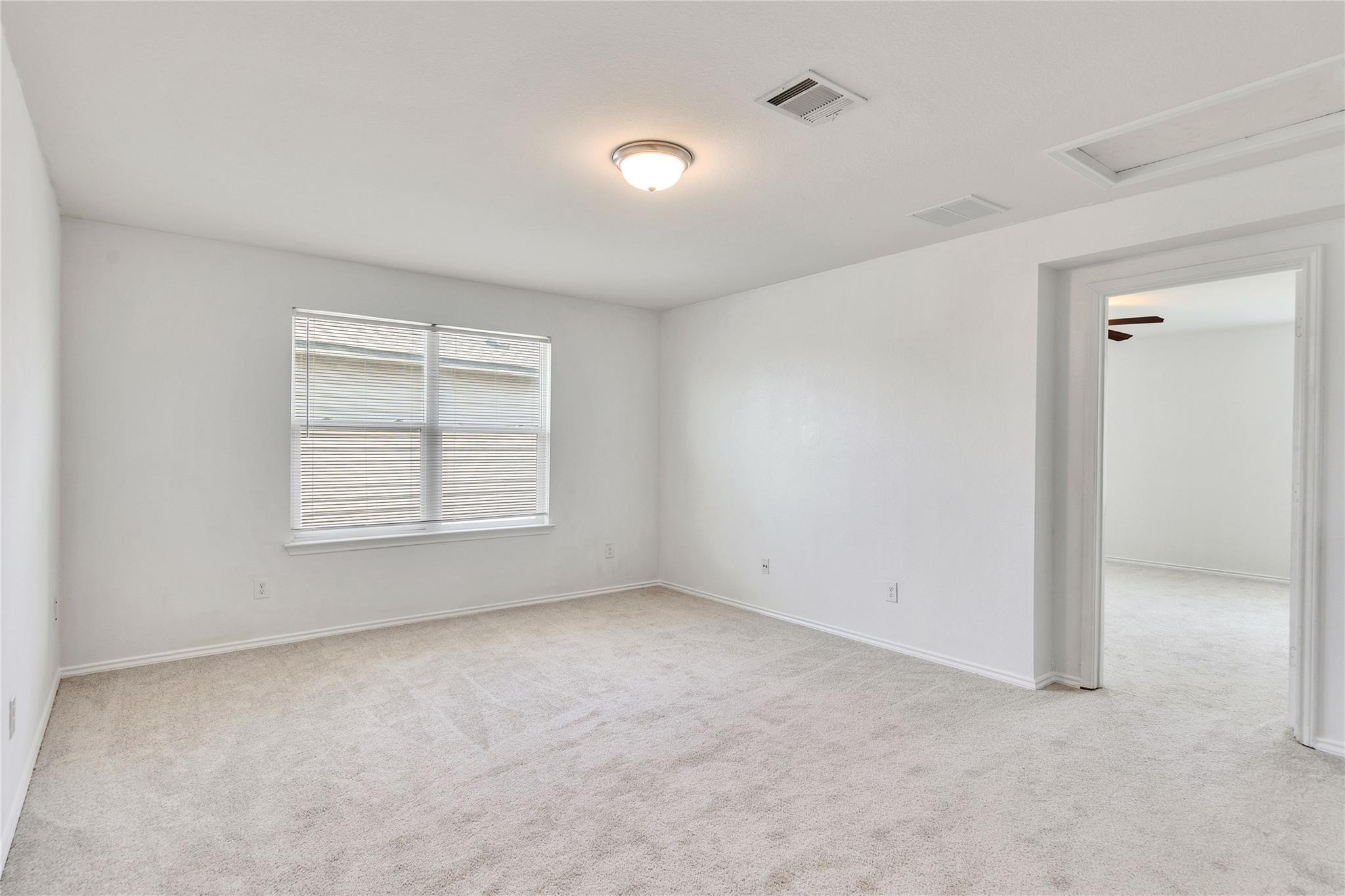 6809 Ashen Ln, Austin, TX 78747