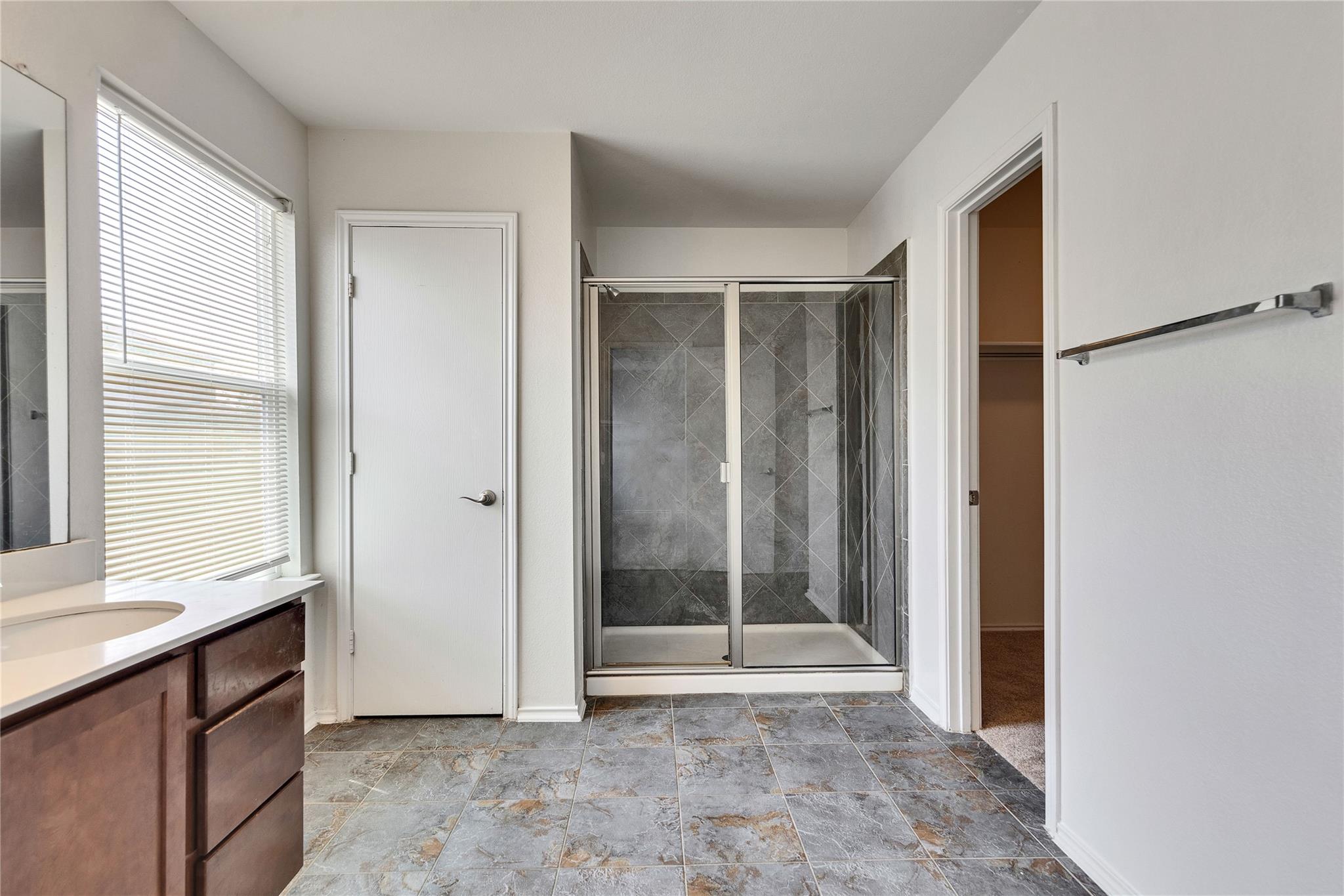 6809 Ashen Ln, Austin, TX 78747