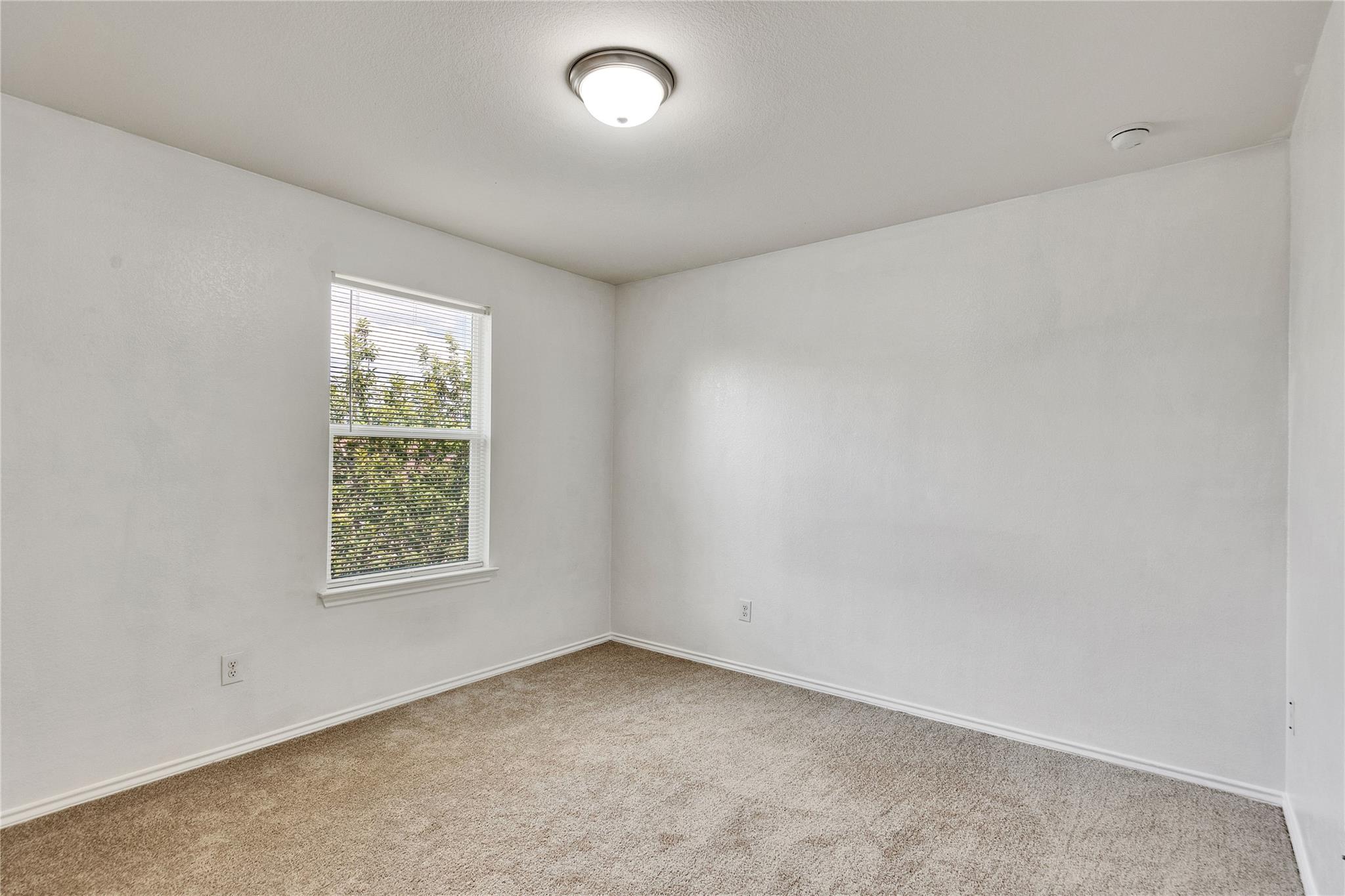 6809 Ashen Ln, Austin, TX 78747