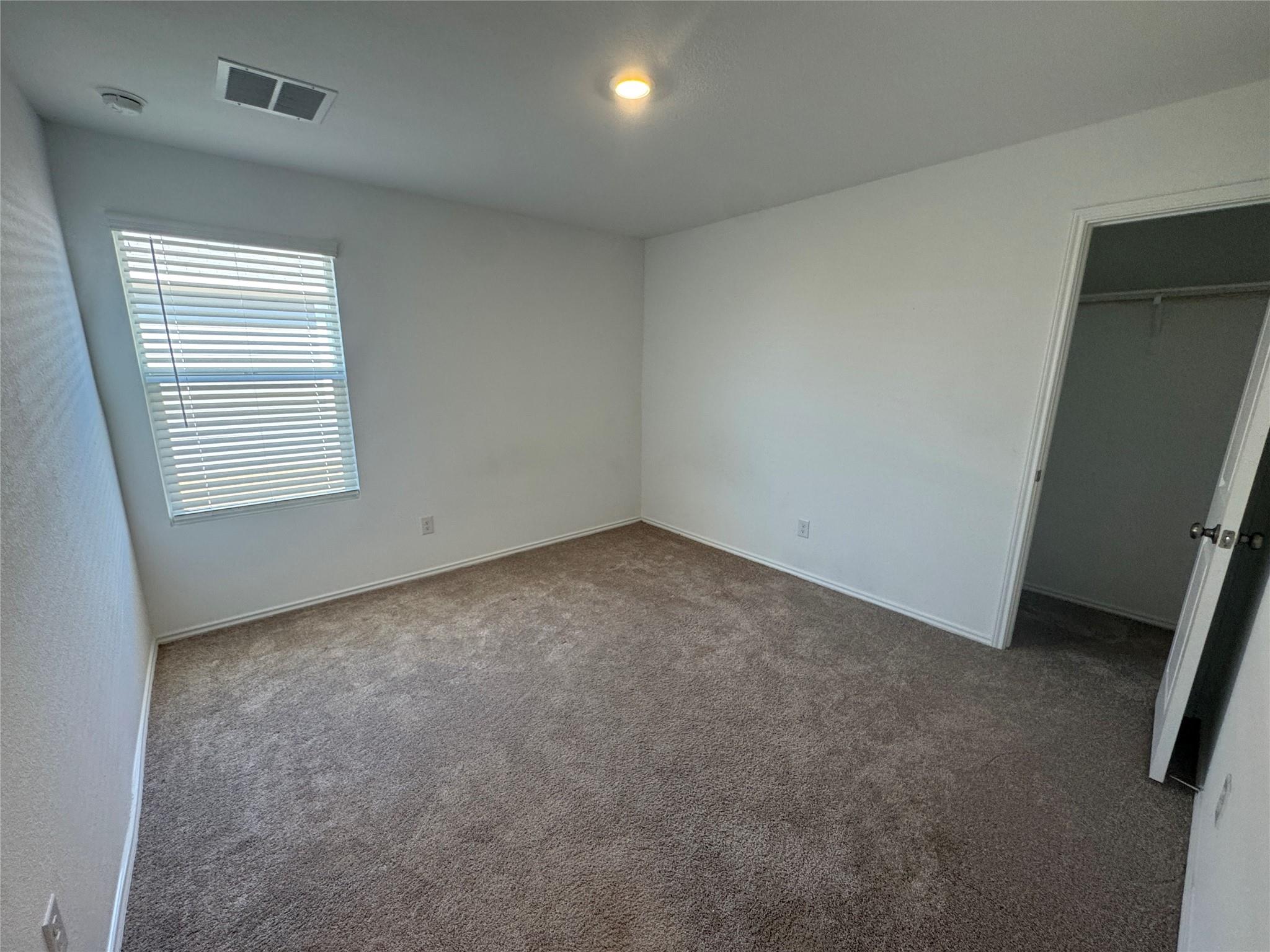 2218 Cumulus Ct, Lockhart, TX 78644