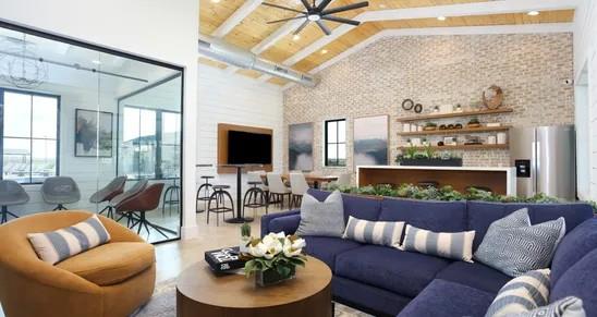 162 Hayloft Ln, Elgin, TX 78621