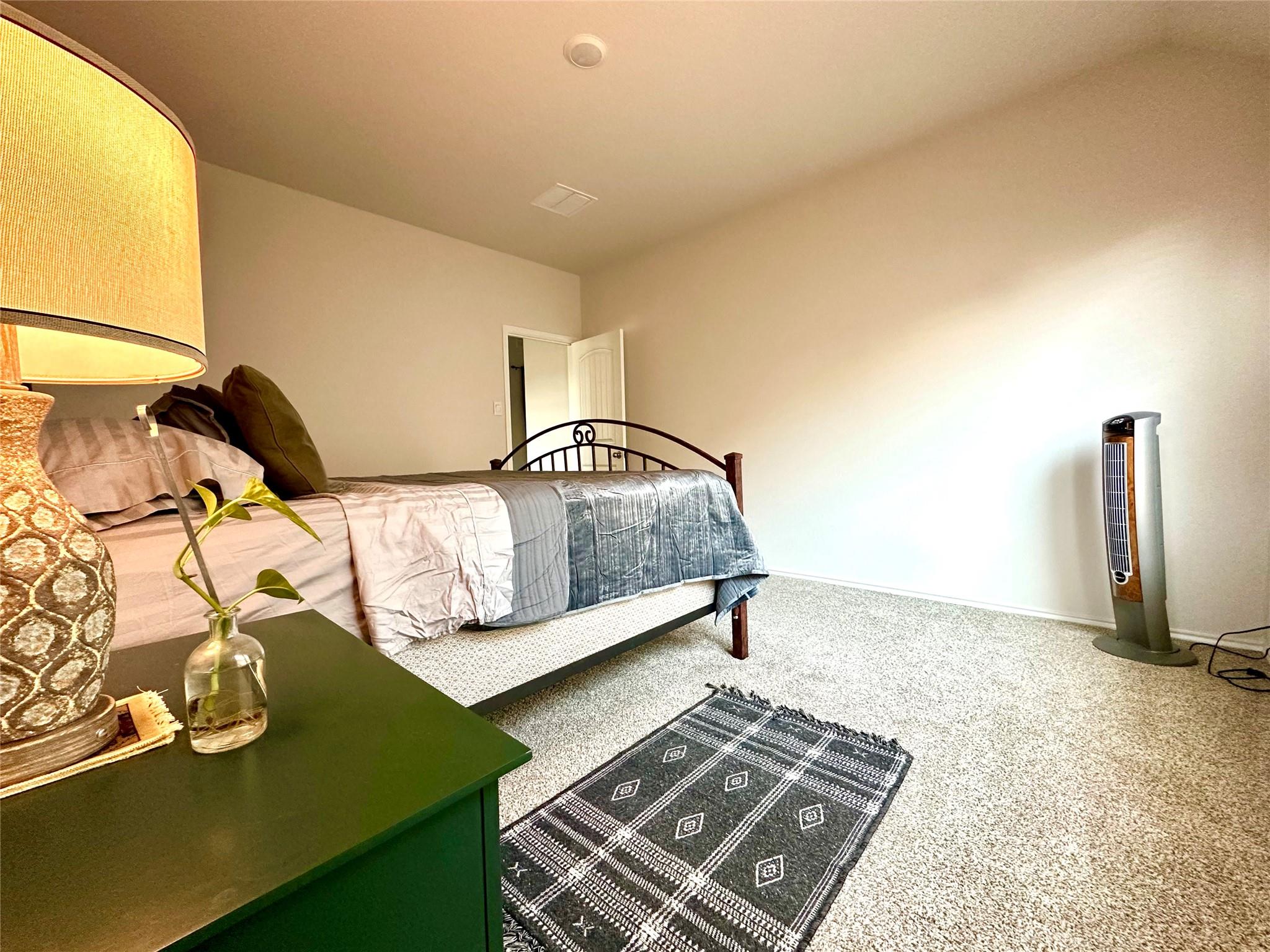 331 N Richland Dr, Lockhart, TX 78644