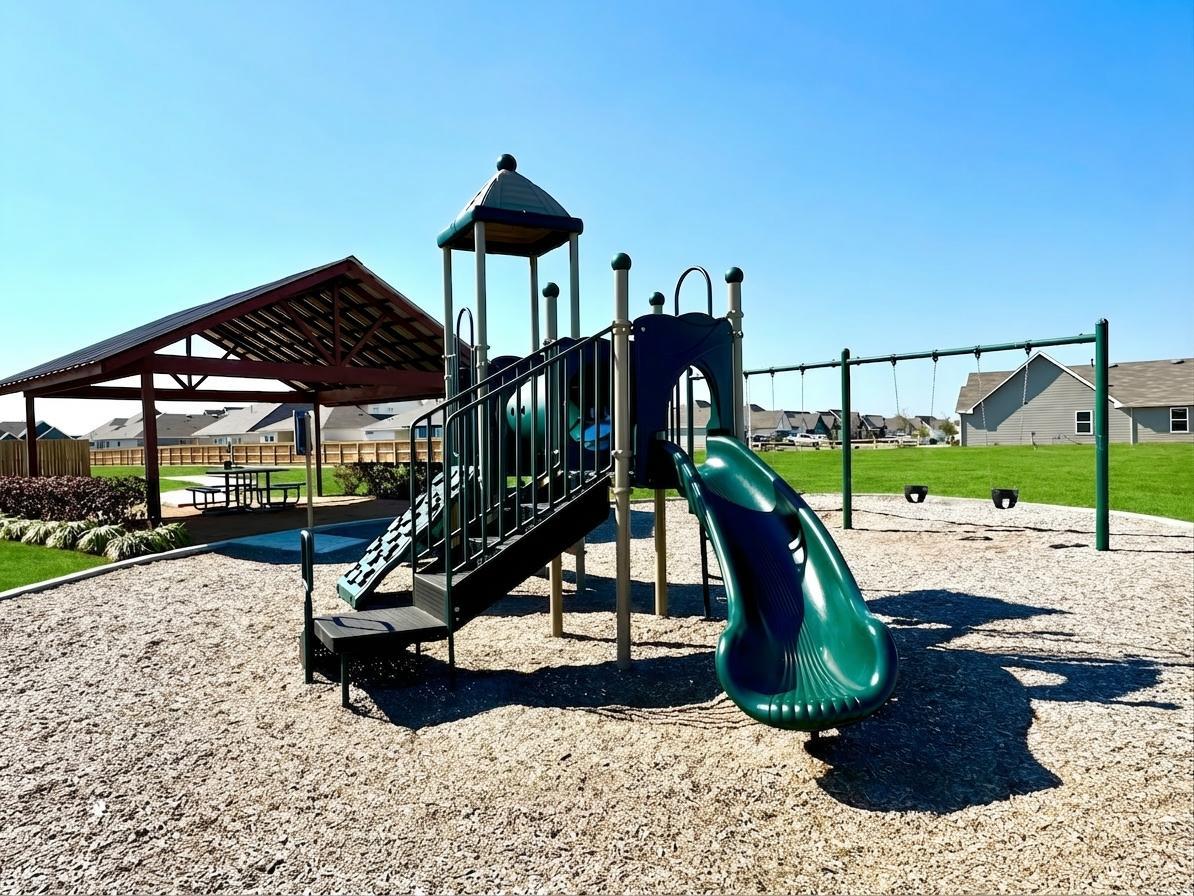 331 N Richland Dr, Lockhart, TX 78644