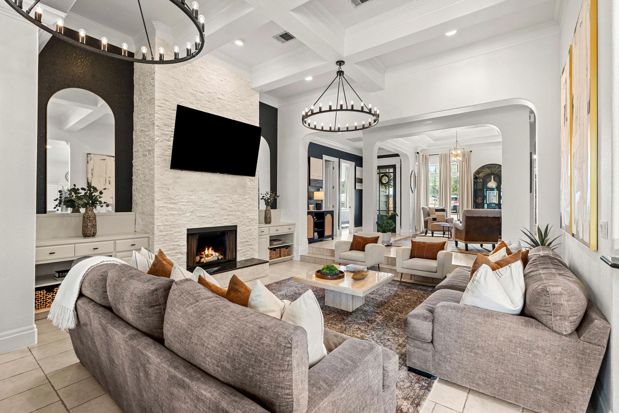 799 W Bartlett Dr, Buda, TX 78610