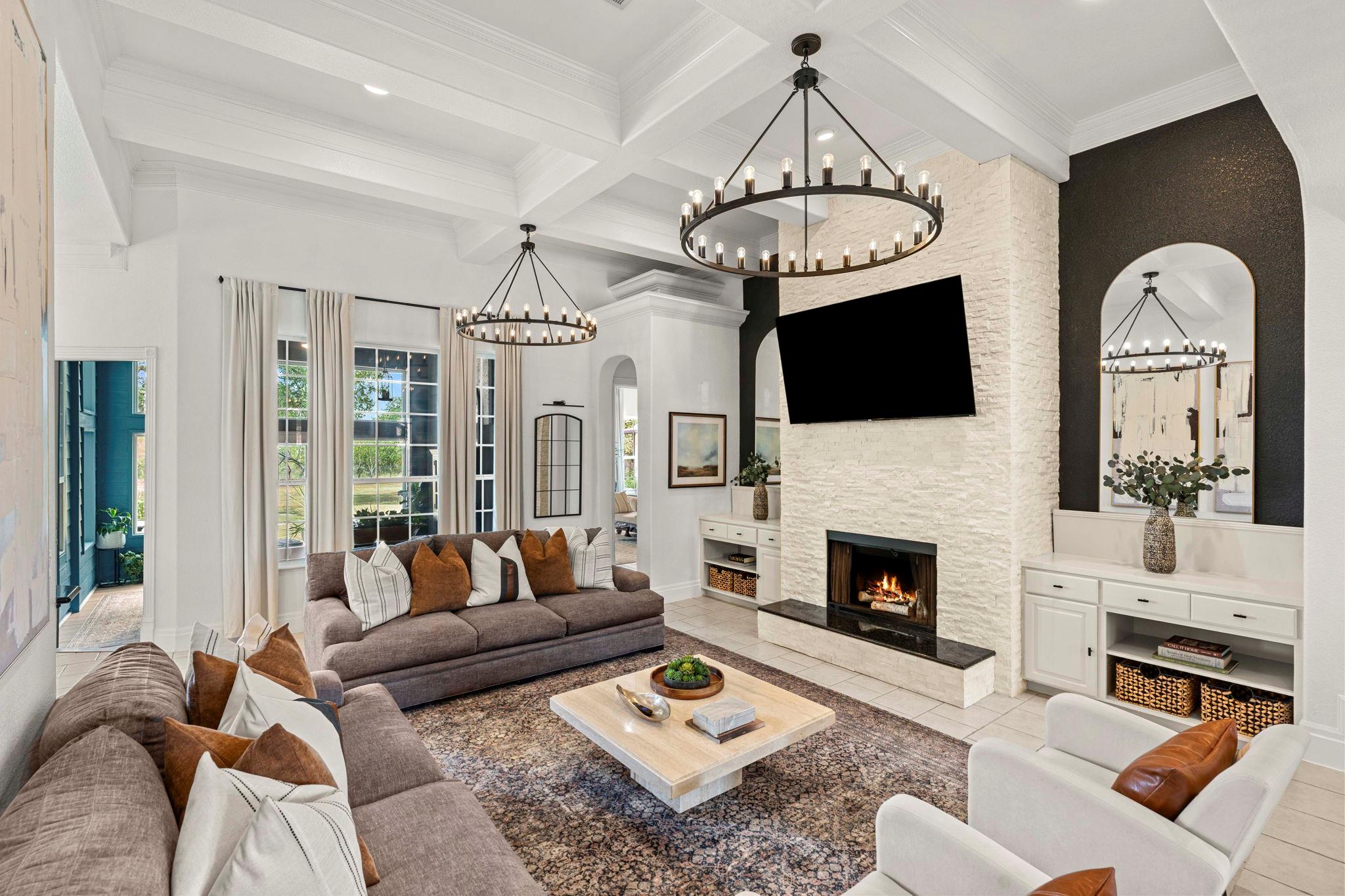 799 W Bartlett Dr, Buda, TX 78610