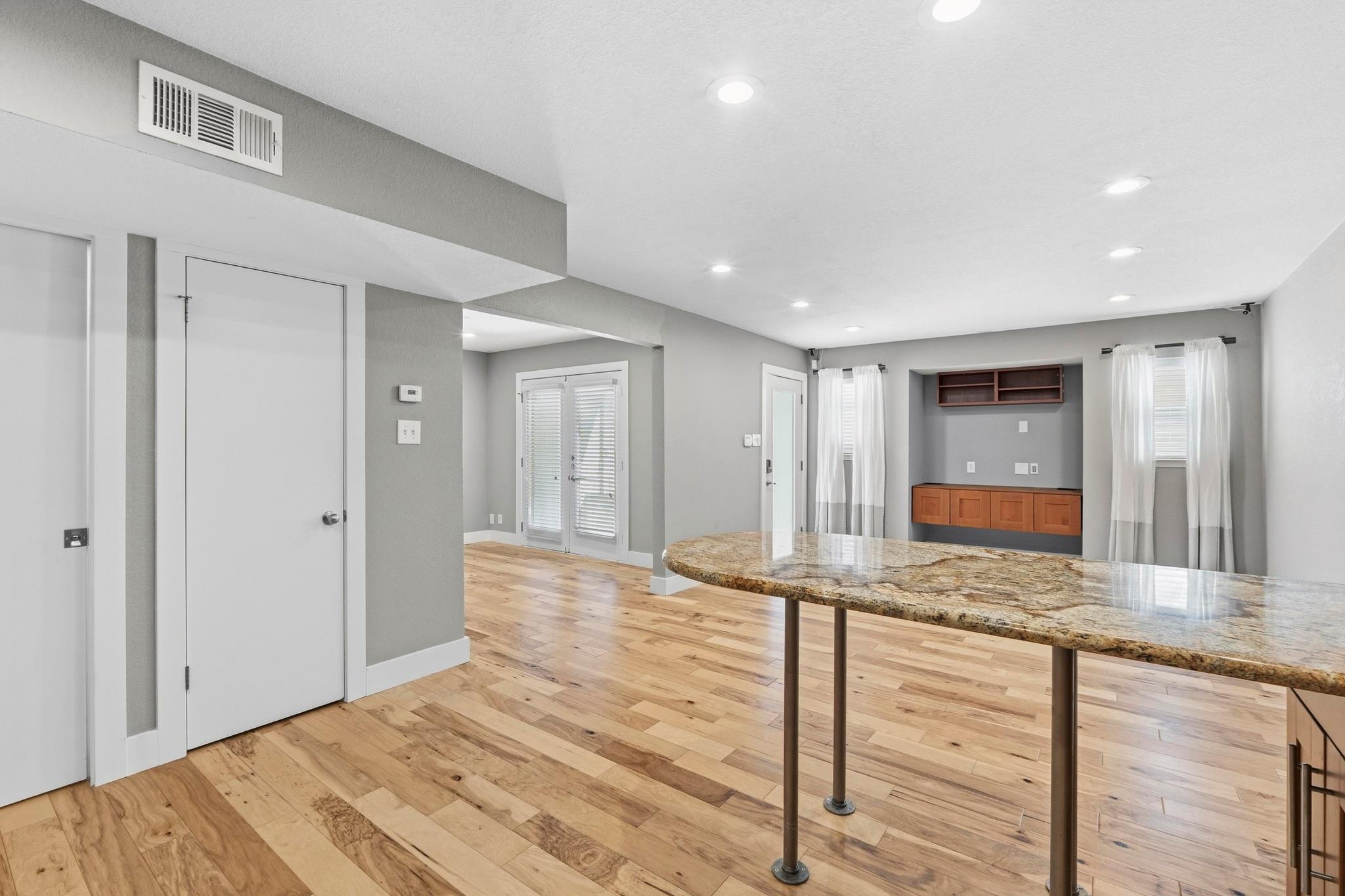 1101 Shoal Creek Blvd # 17, Austin, TX 78701