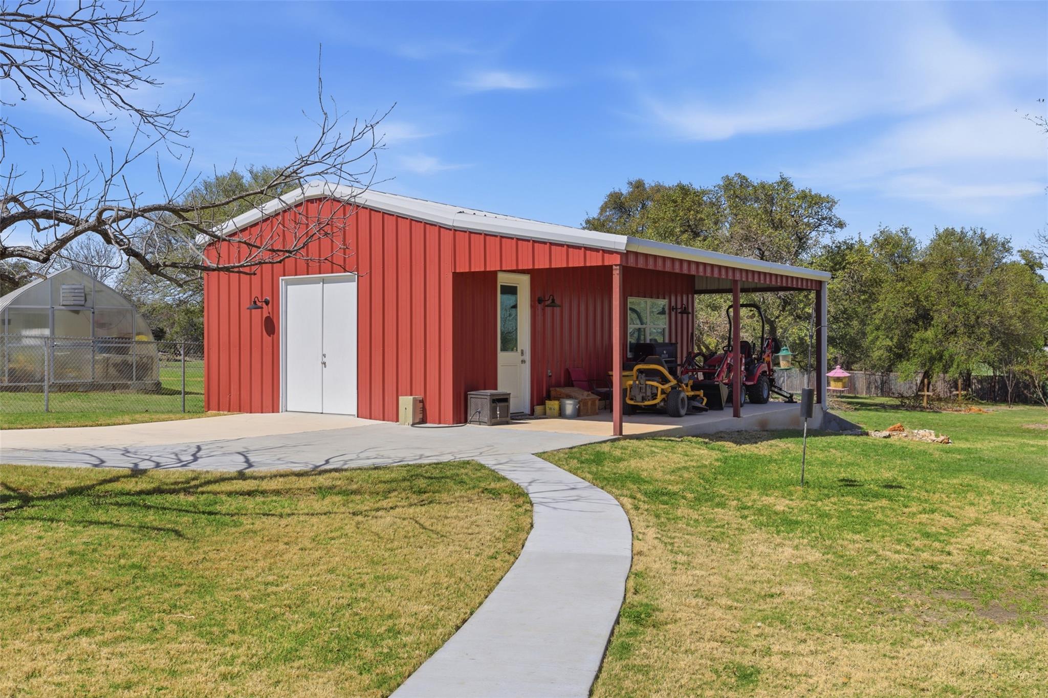 219 Skyline Rd, Georgetown, TX 78628