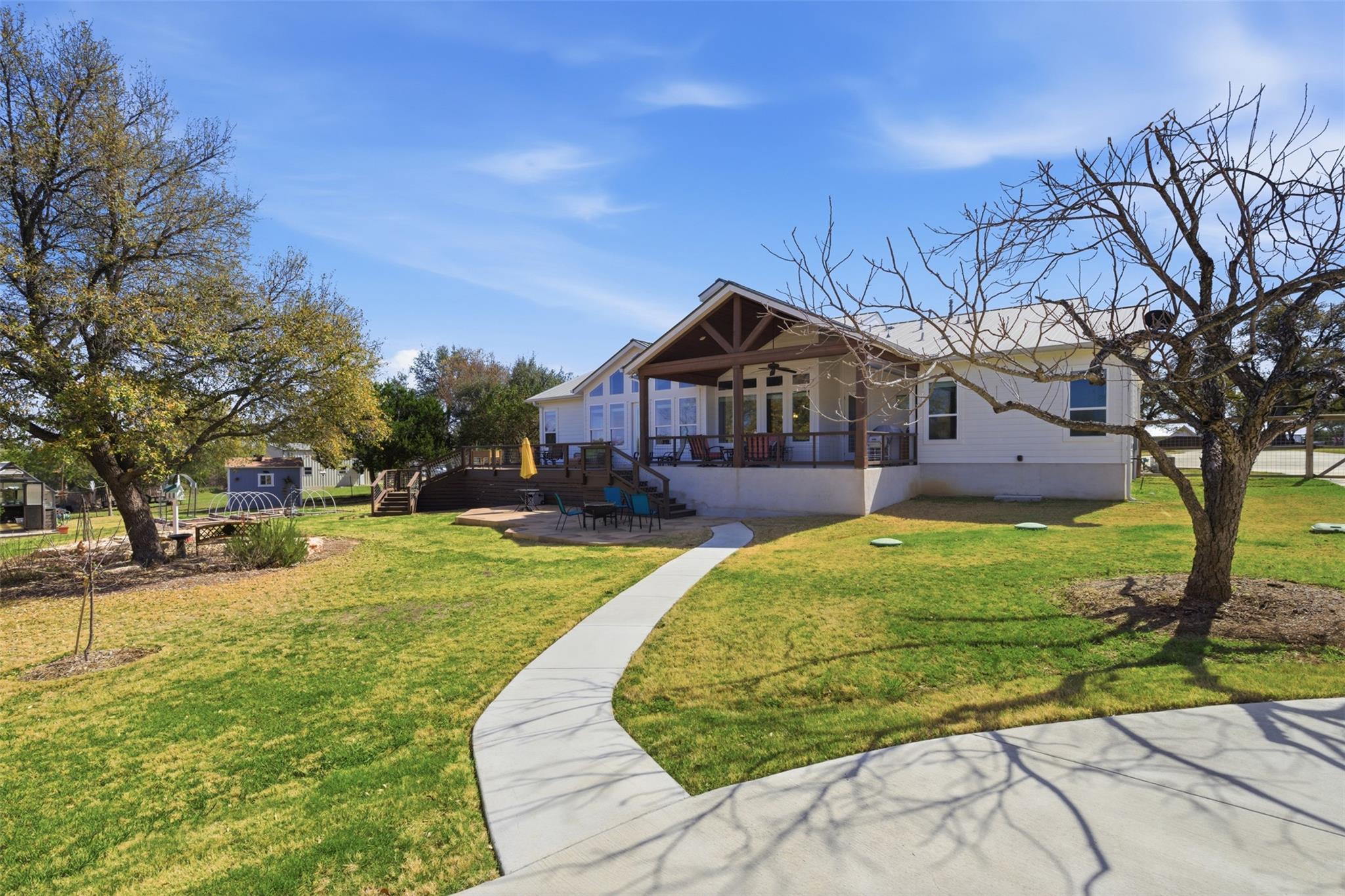 219 Skyline Rd, Georgetown, TX 78628