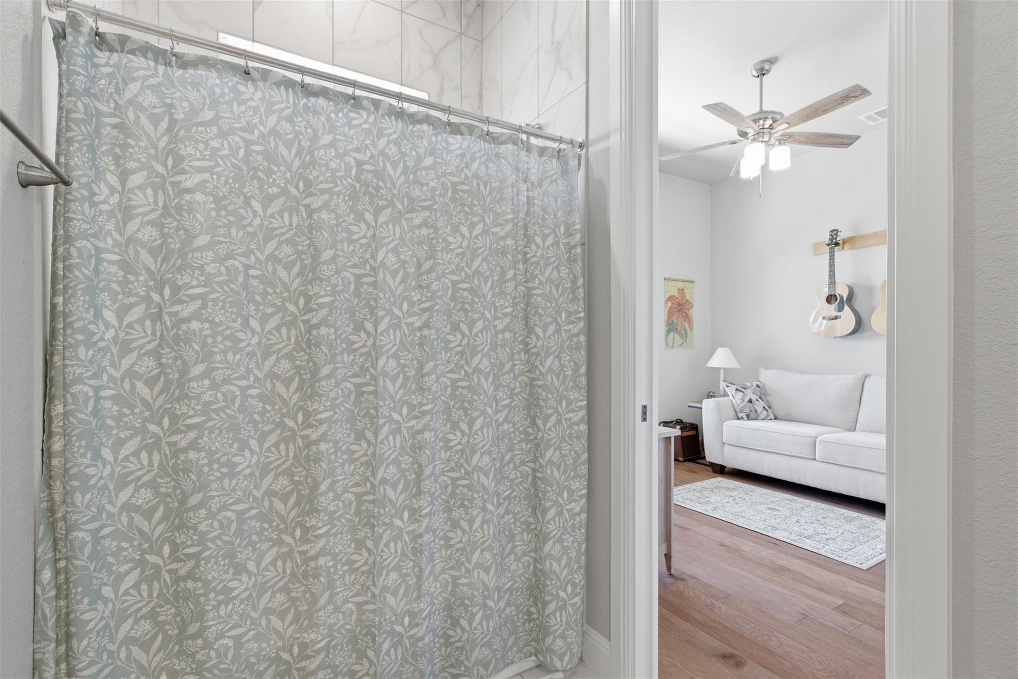 219 Skyline Rd, Georgetown, TX 78628