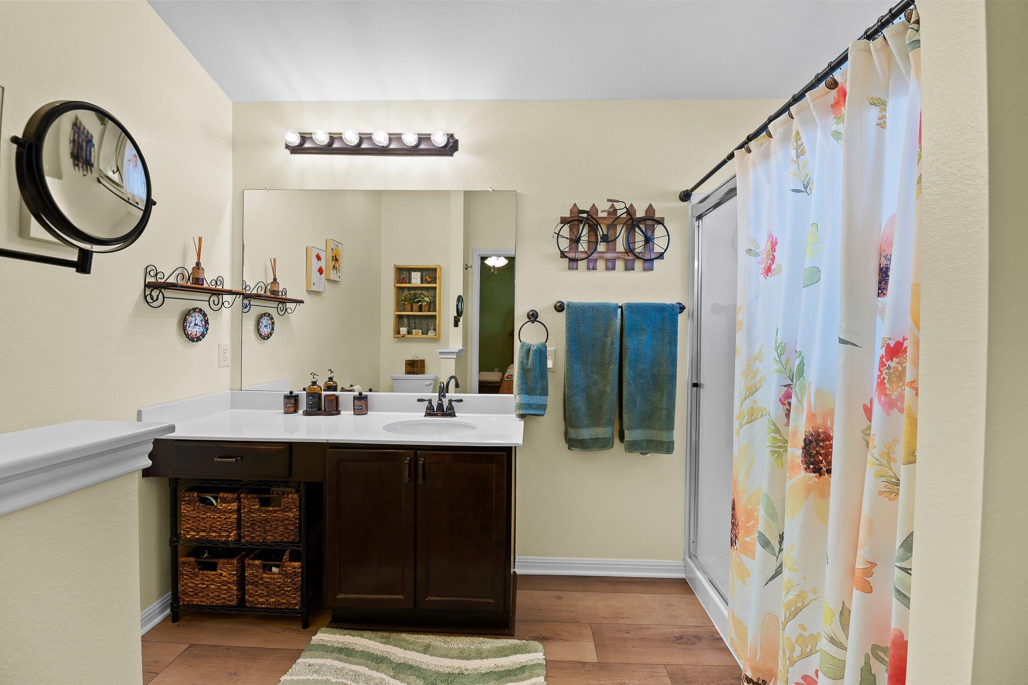 507 Luna Vista Dr, Hutto, TX 78634