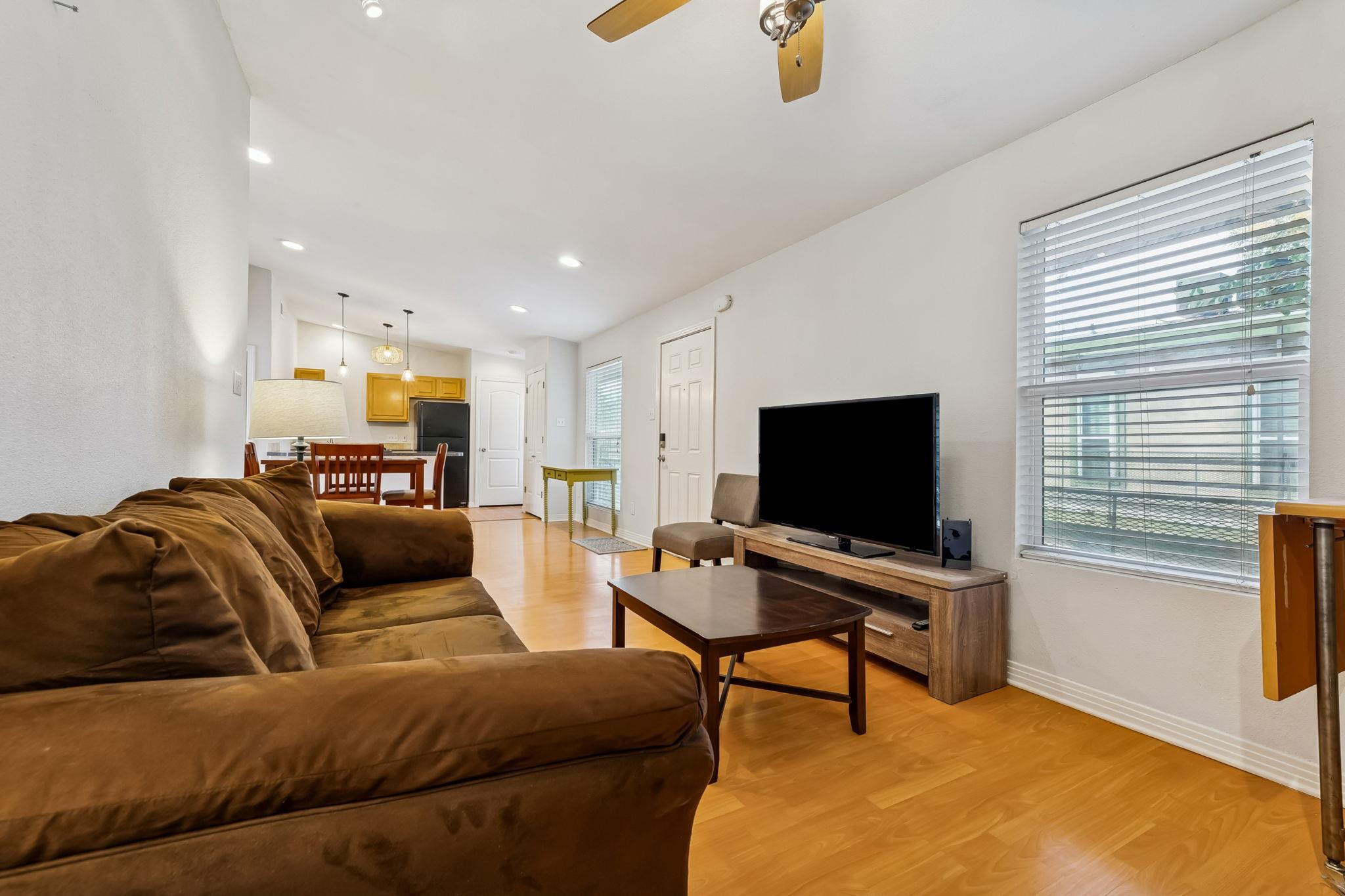 2021 Bluebonnet Ln # 210, Austin, TX 78704