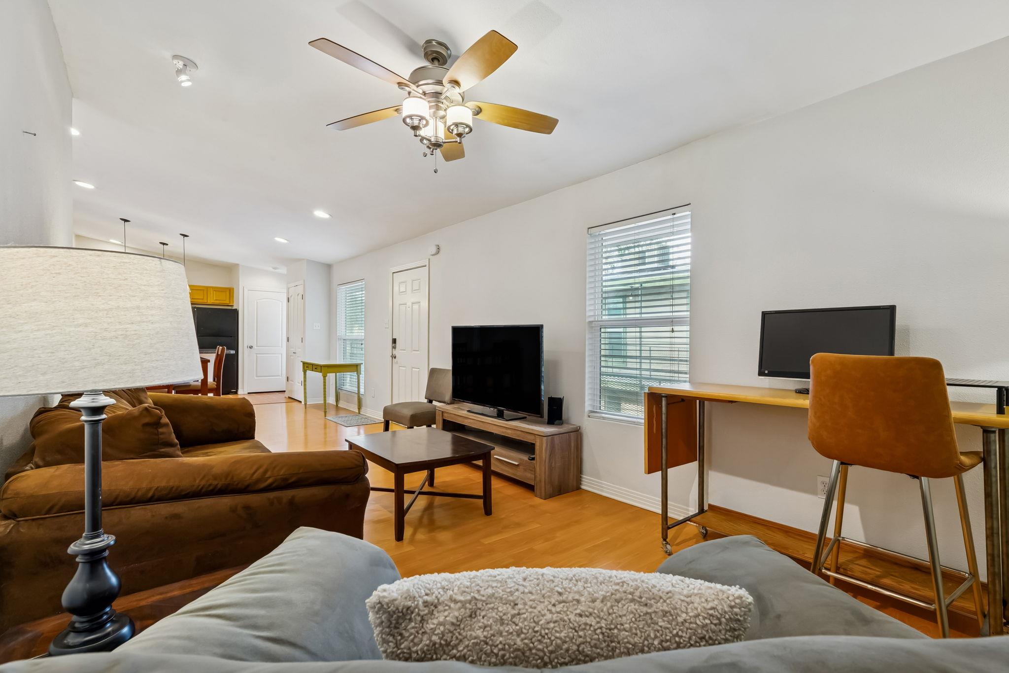 2021 Bluebonnet Ln # 210, Austin, TX 78704