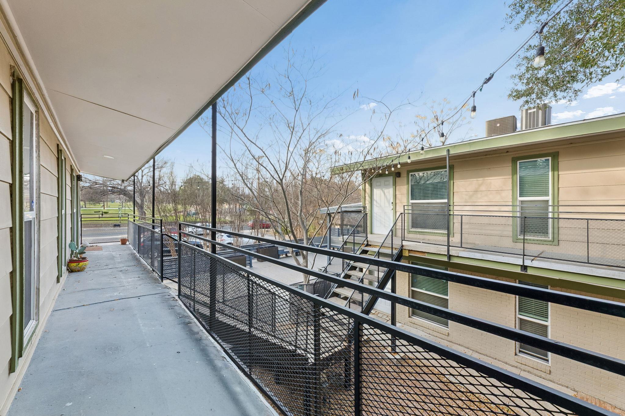 2021 Bluebonnet Ln # 210, Austin, TX 78704