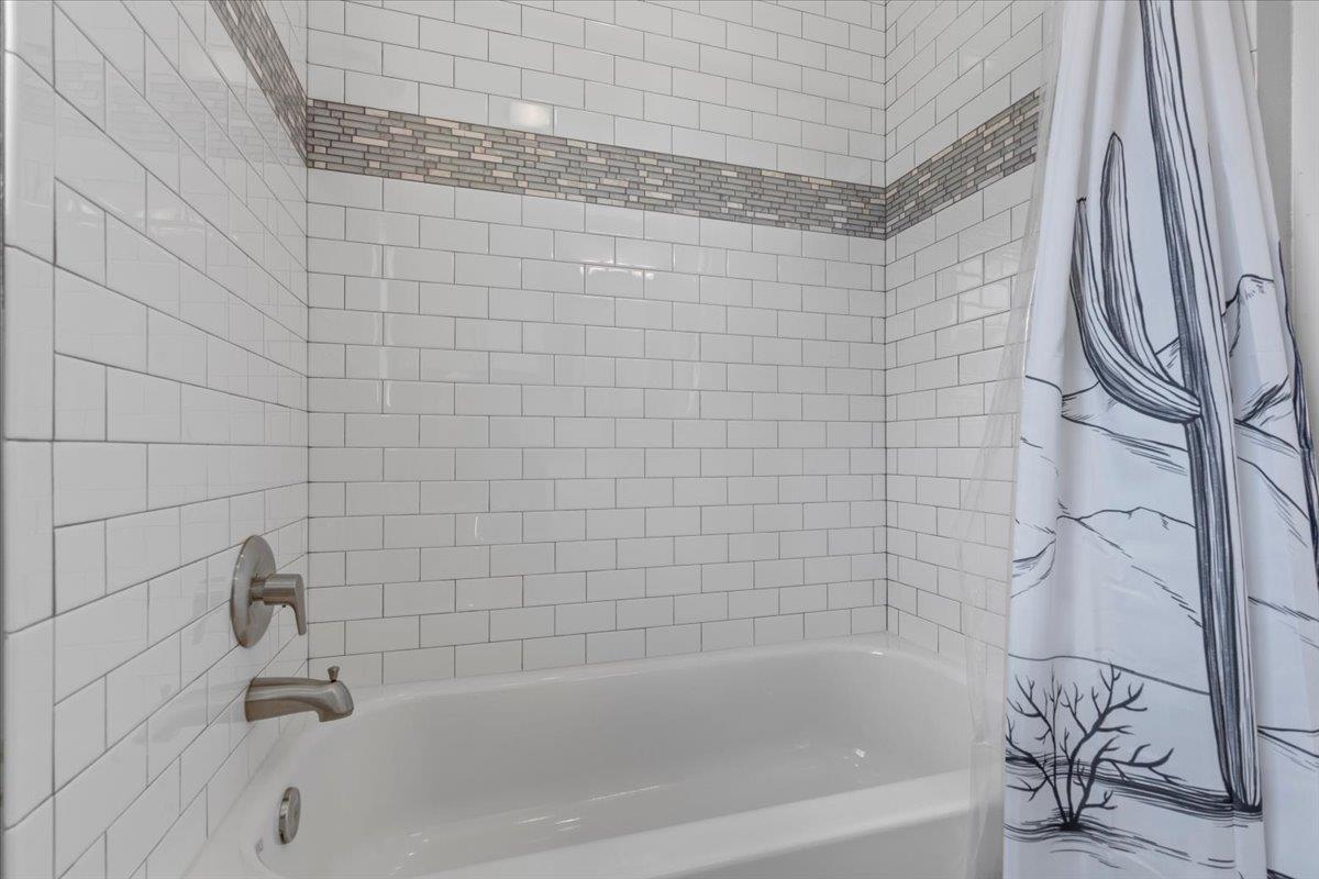 1005 Taffy Ct, Austin, TX 78704