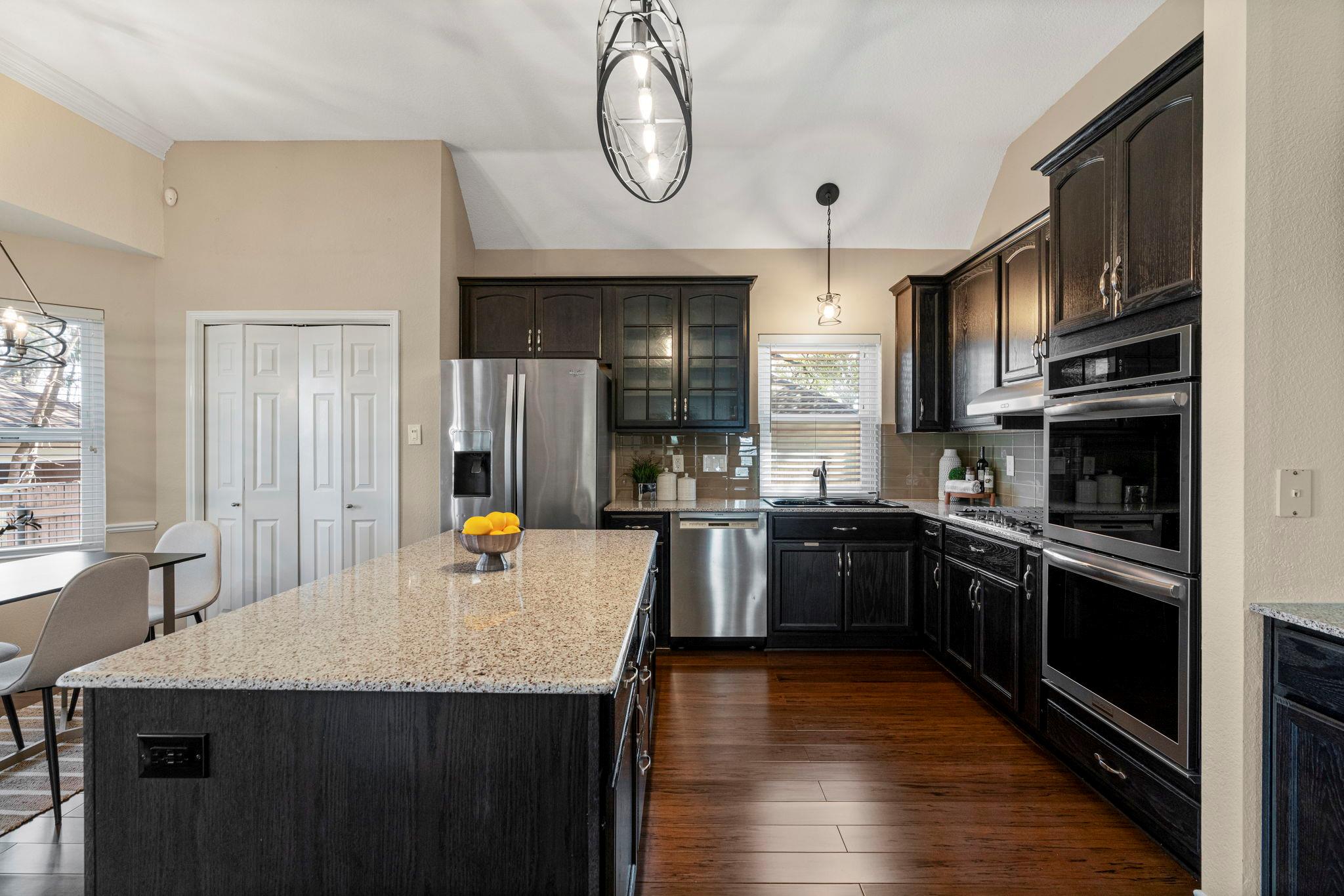 11008 Needham Ct, Austin, TX 78739