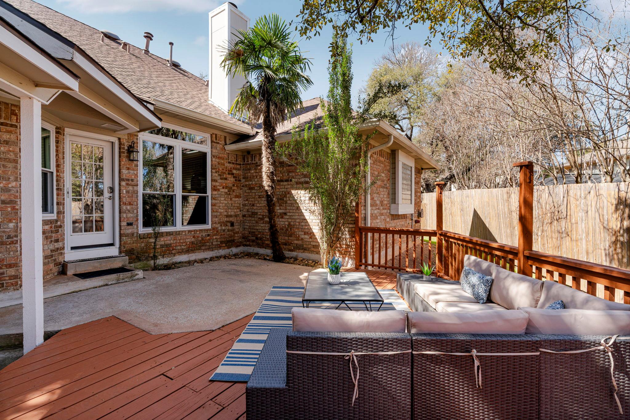 11008 Needham Ct, Austin, TX 78739