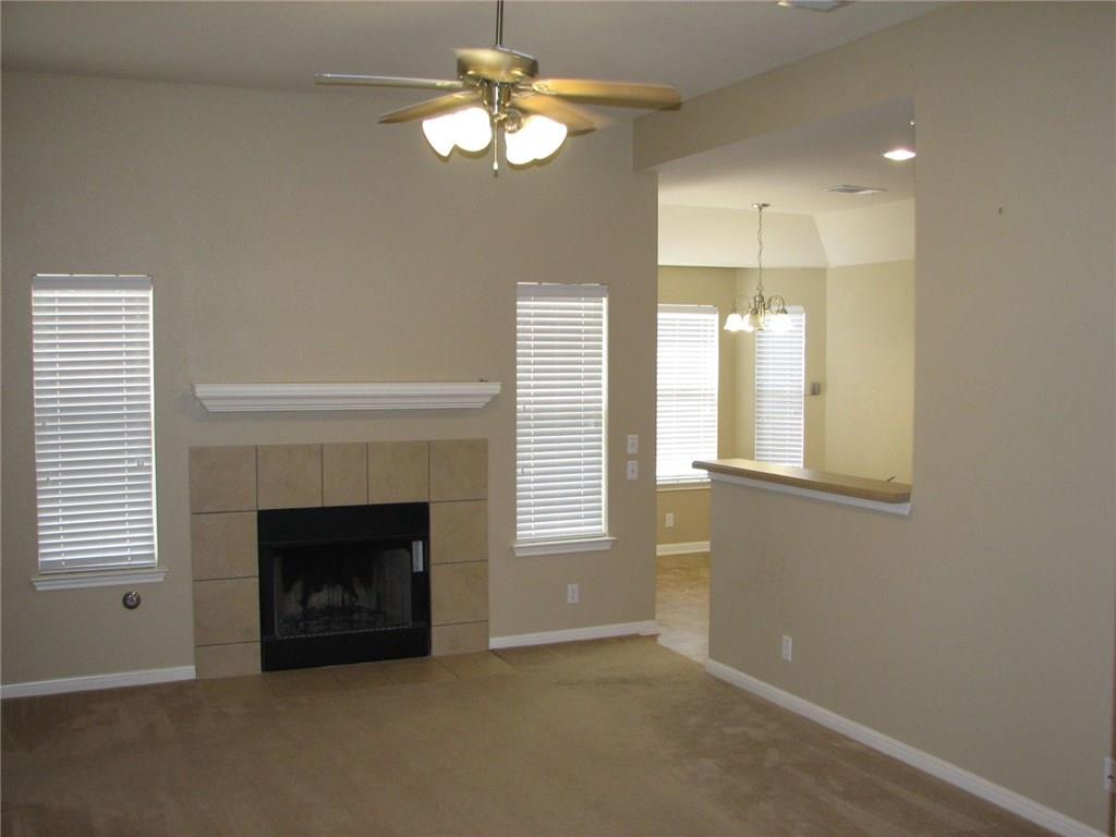 123 Bayliss St, Hutto, TX 78634