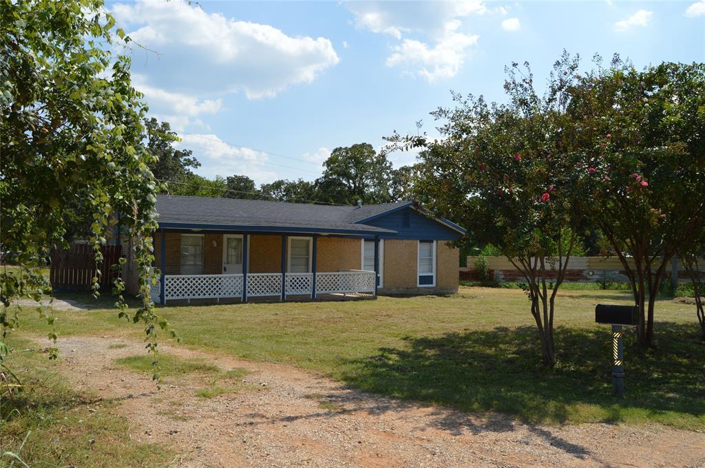 245 Flaming Oak Dr, Bastrop, TX 78602