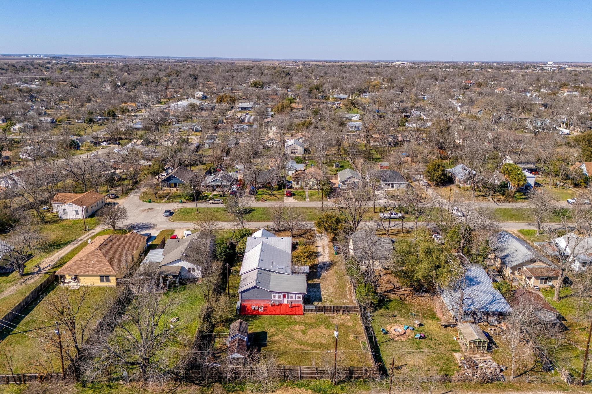 1409 Burns Blvd, Taylor, TX 76574