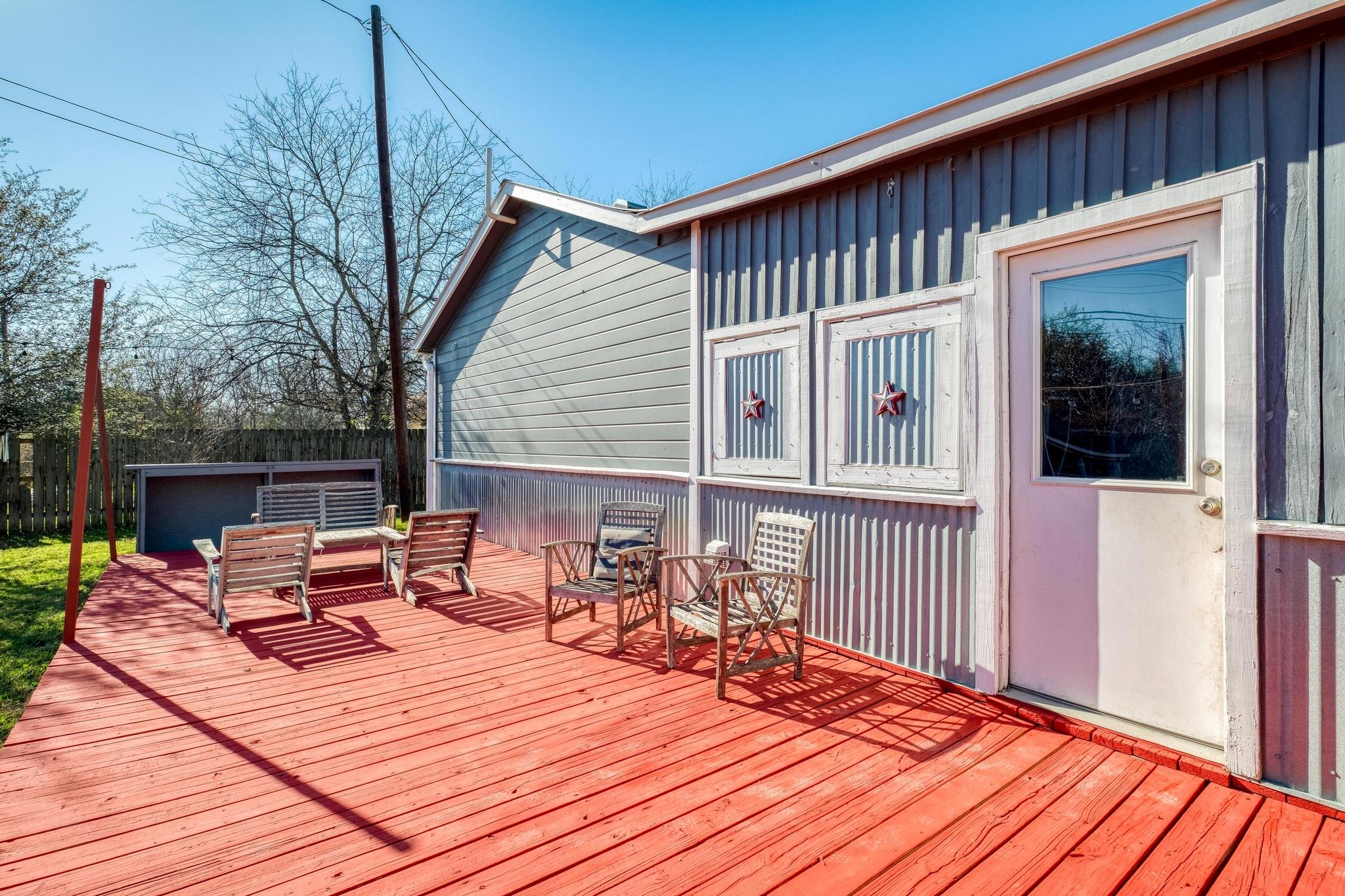 1409 Burns Blvd, Taylor, TX 76574