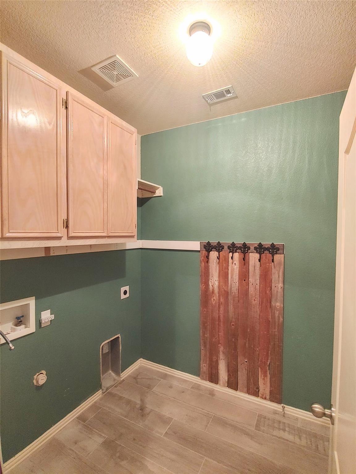 1601 Lions Den, Leander, TX 78641