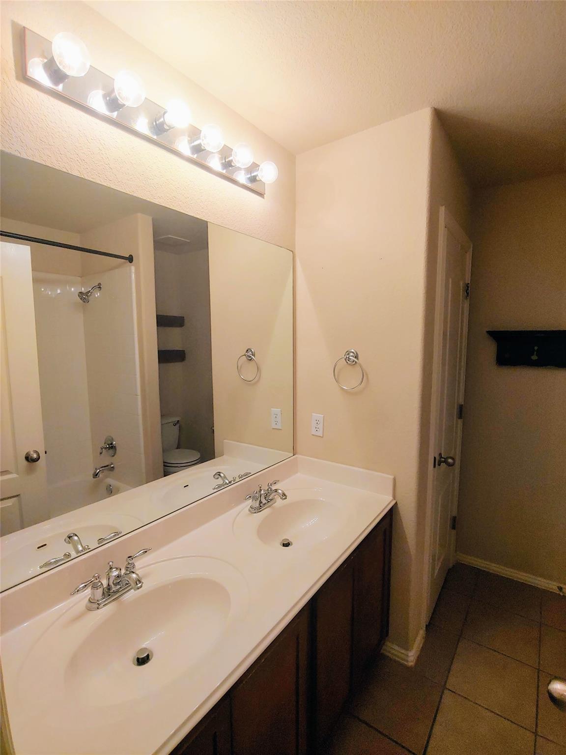 1601 Lions Den, Leander, TX 78641