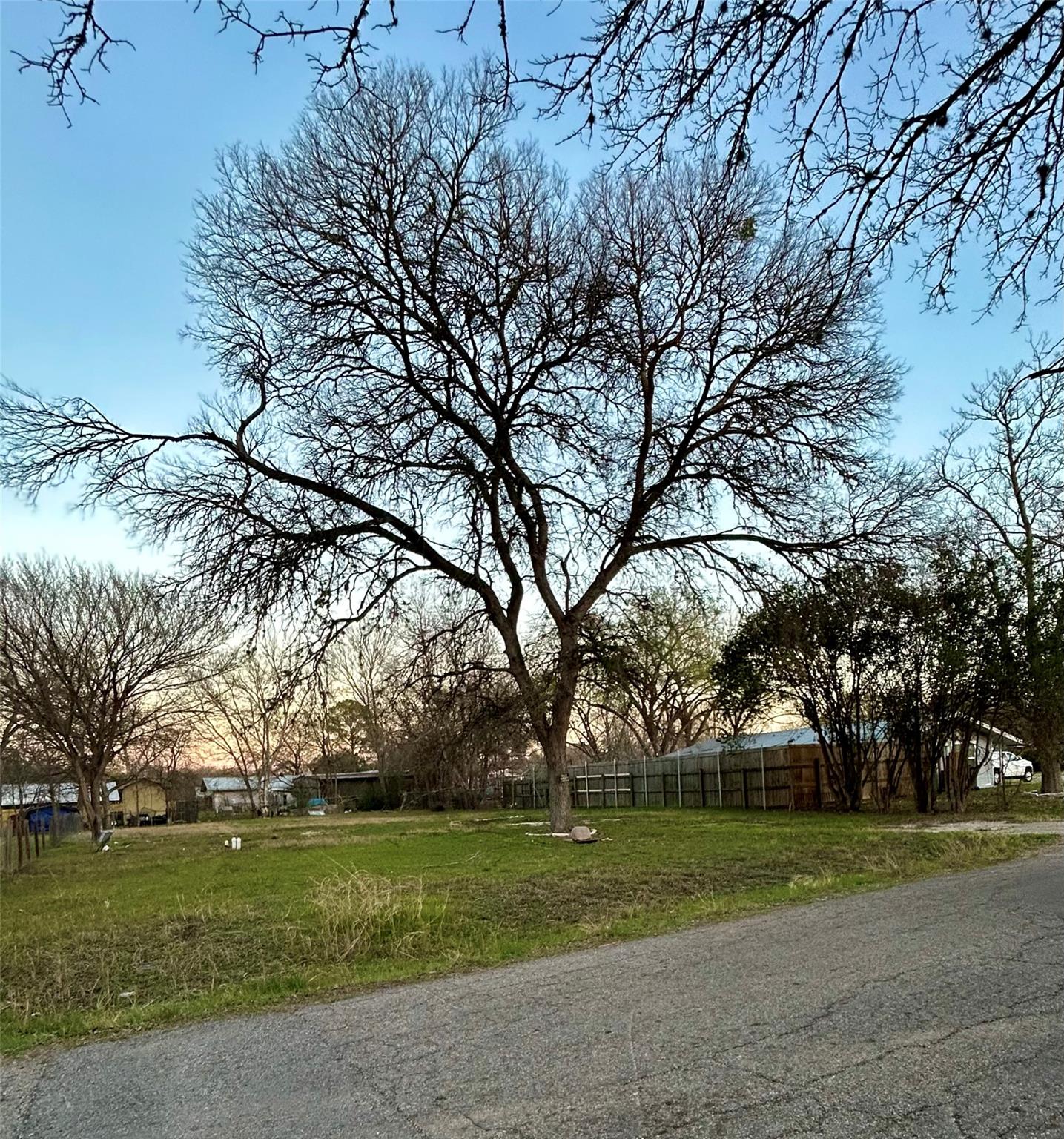 2011 Water St, Bastrop, TX 78602